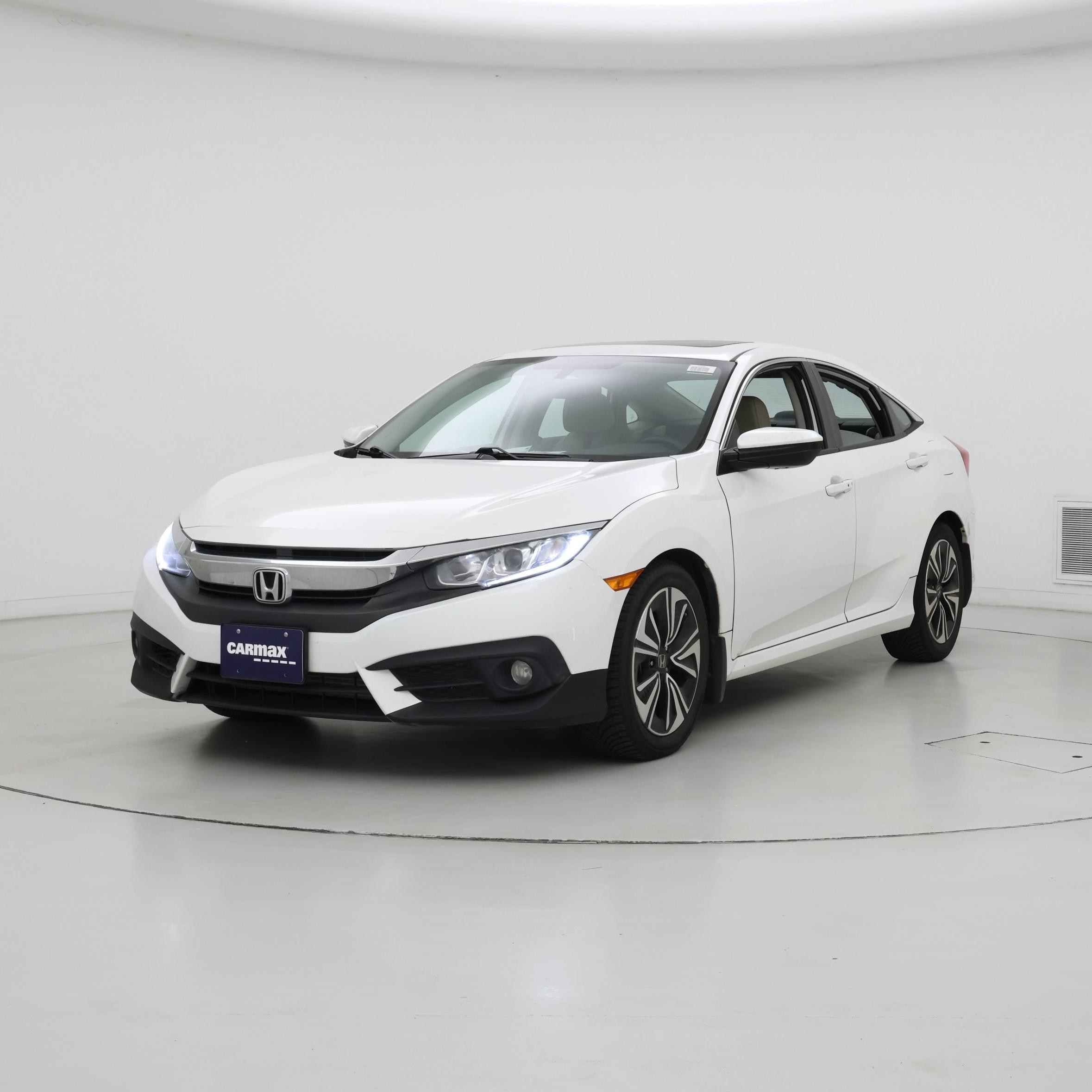 Thumbnail: 2016 Honda Civic - 4