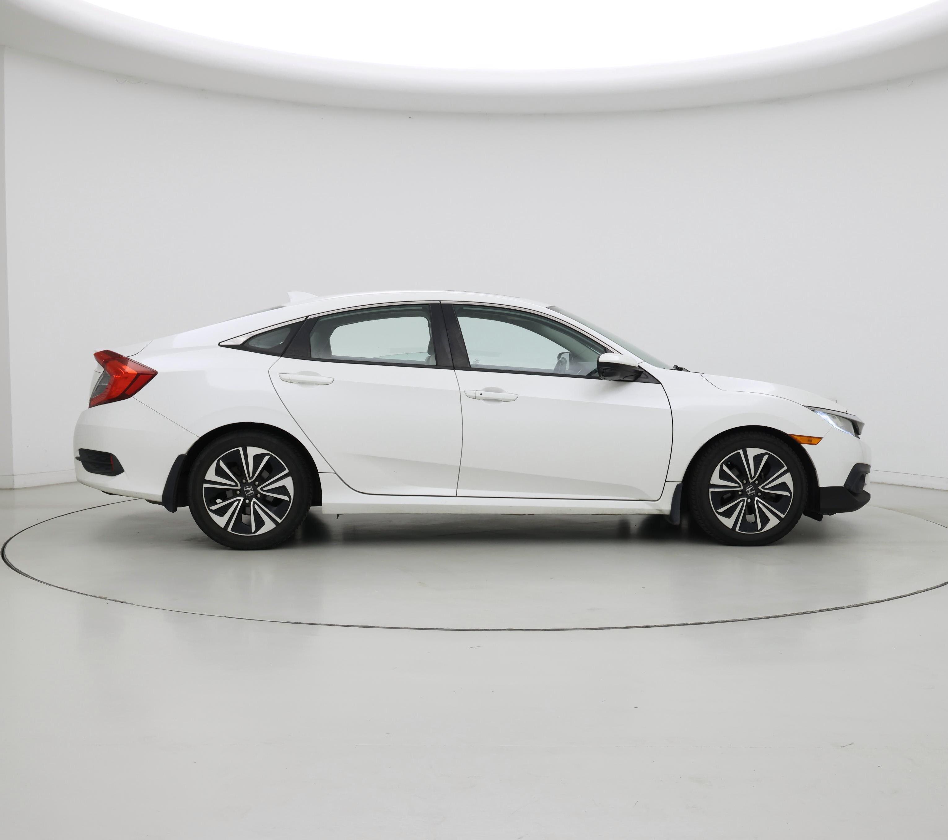 Thumbnail: 2016 Honda Civic - 7