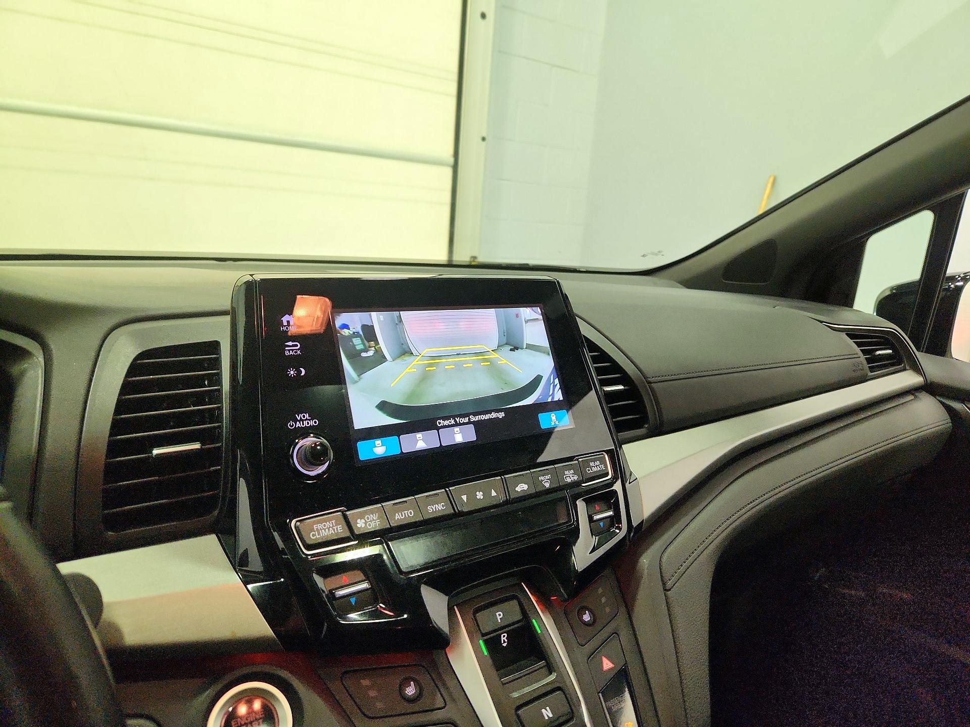 Thumbnail: 2023 Honda Odyssey - 14