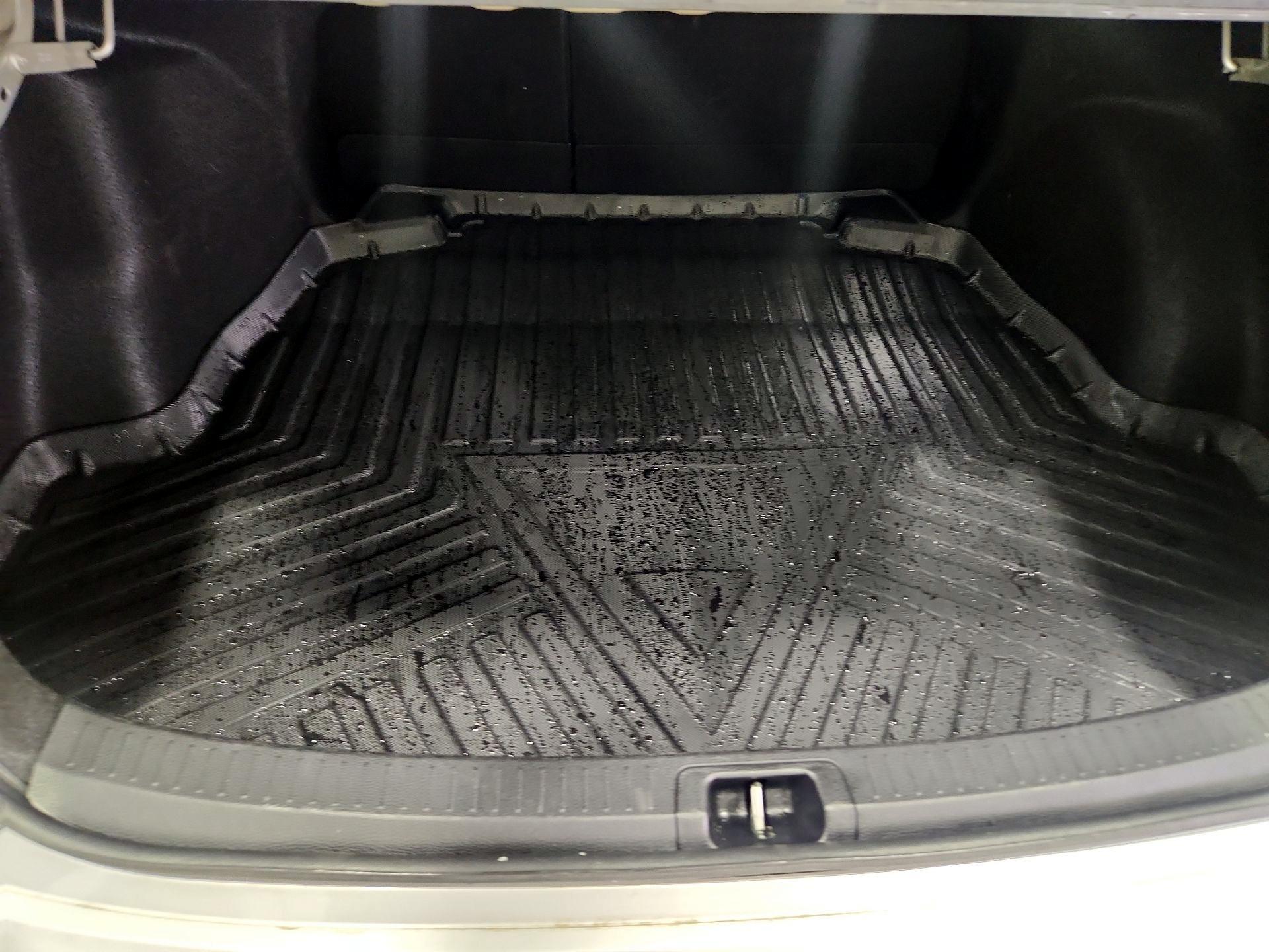 Thumbnail: 2021 Toyota Corolla - 19