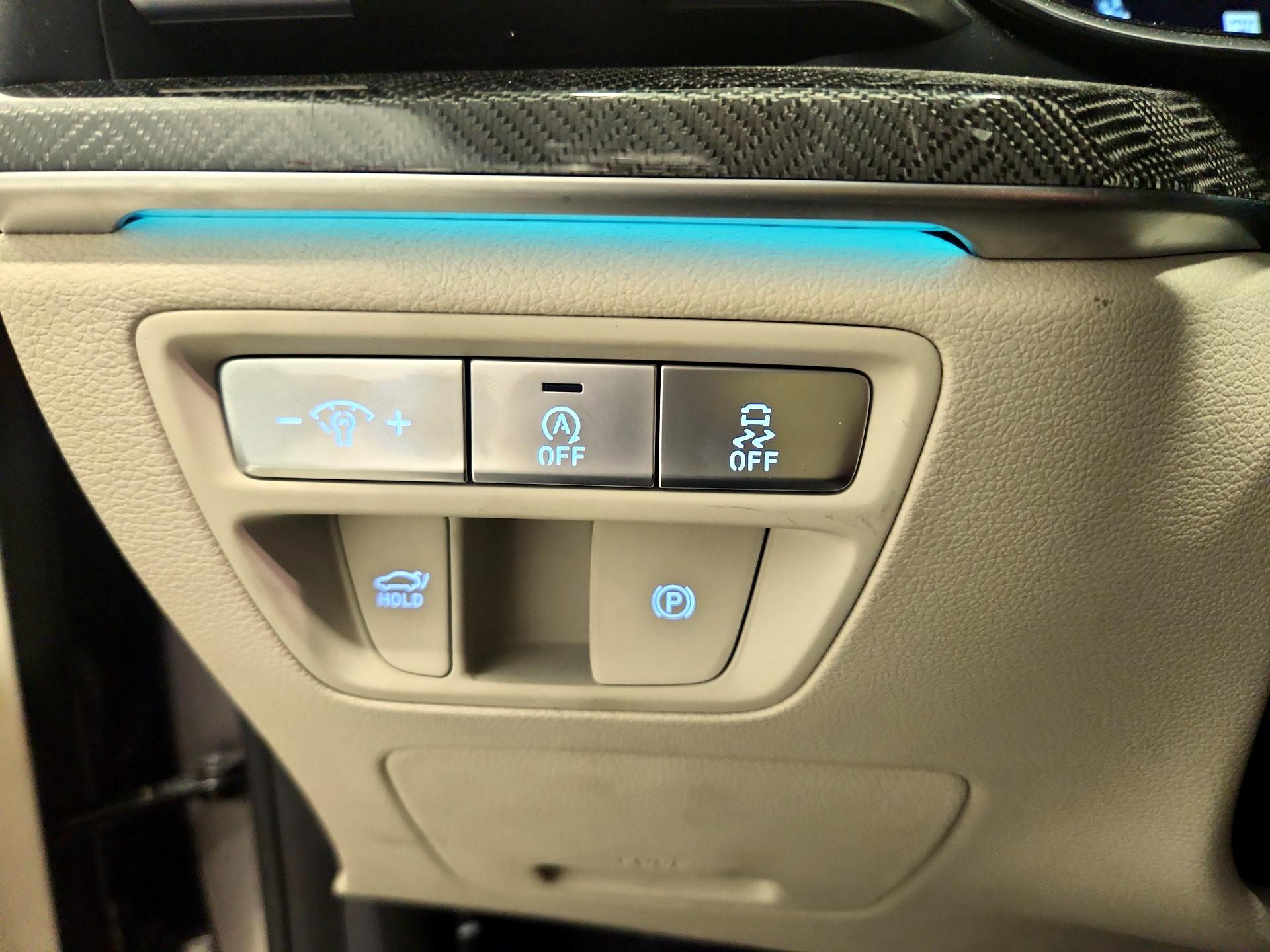 Thumbnail: 2024 Genesis G80 - 13