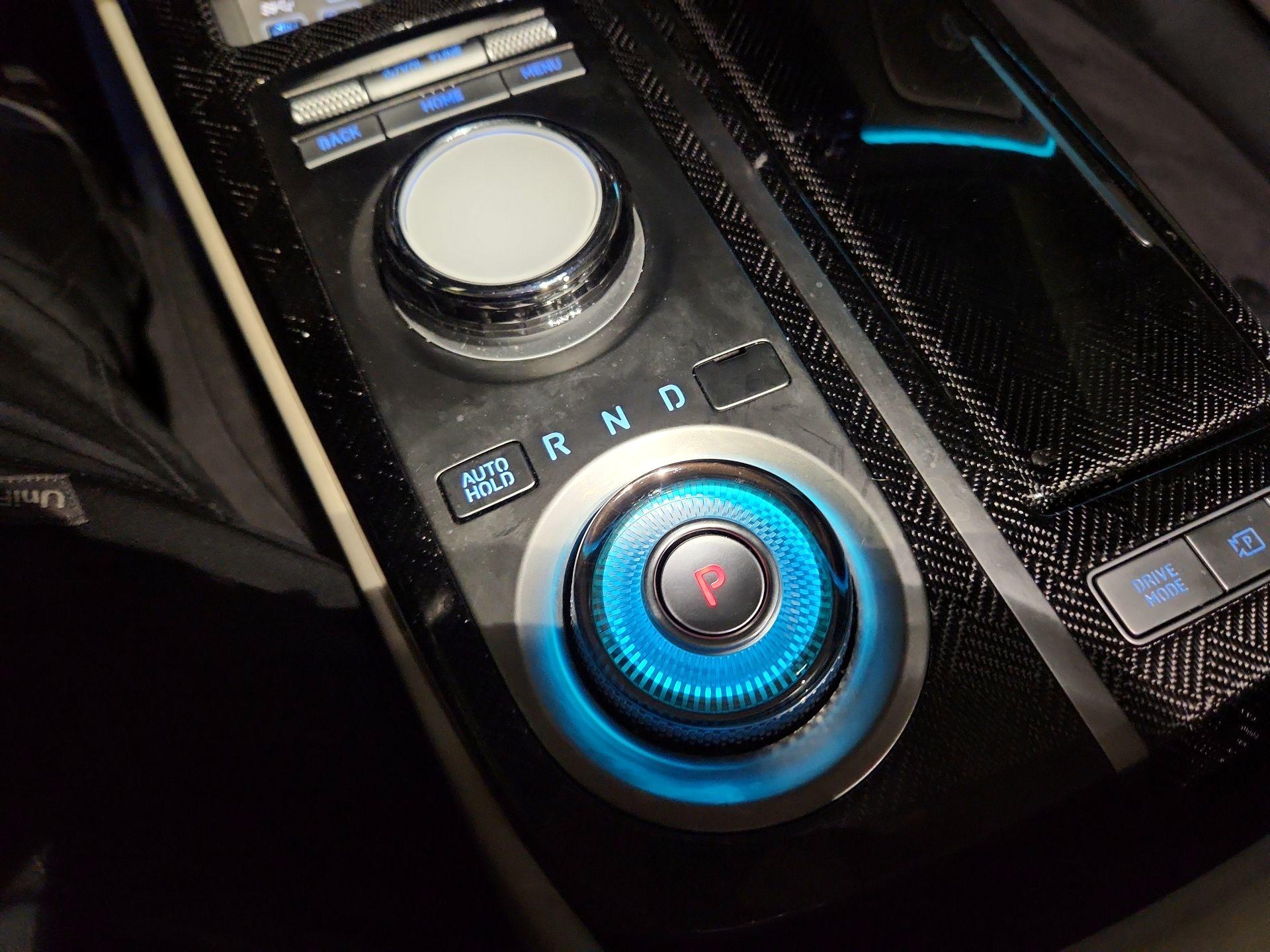 Thumbnail: 2024 Genesis G80 - 18