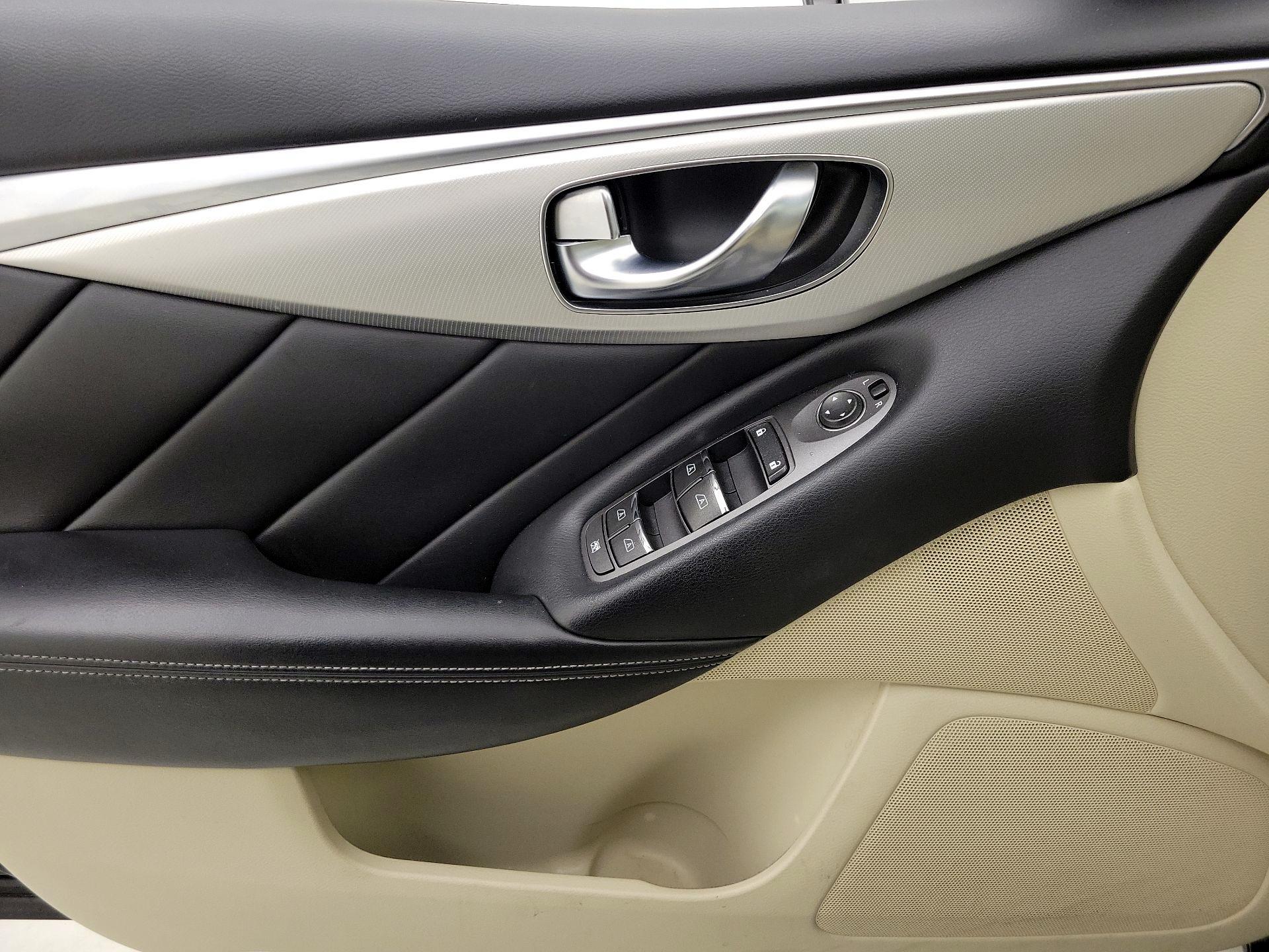 Thumbnail: 2020 INFINITI Q50 - 12