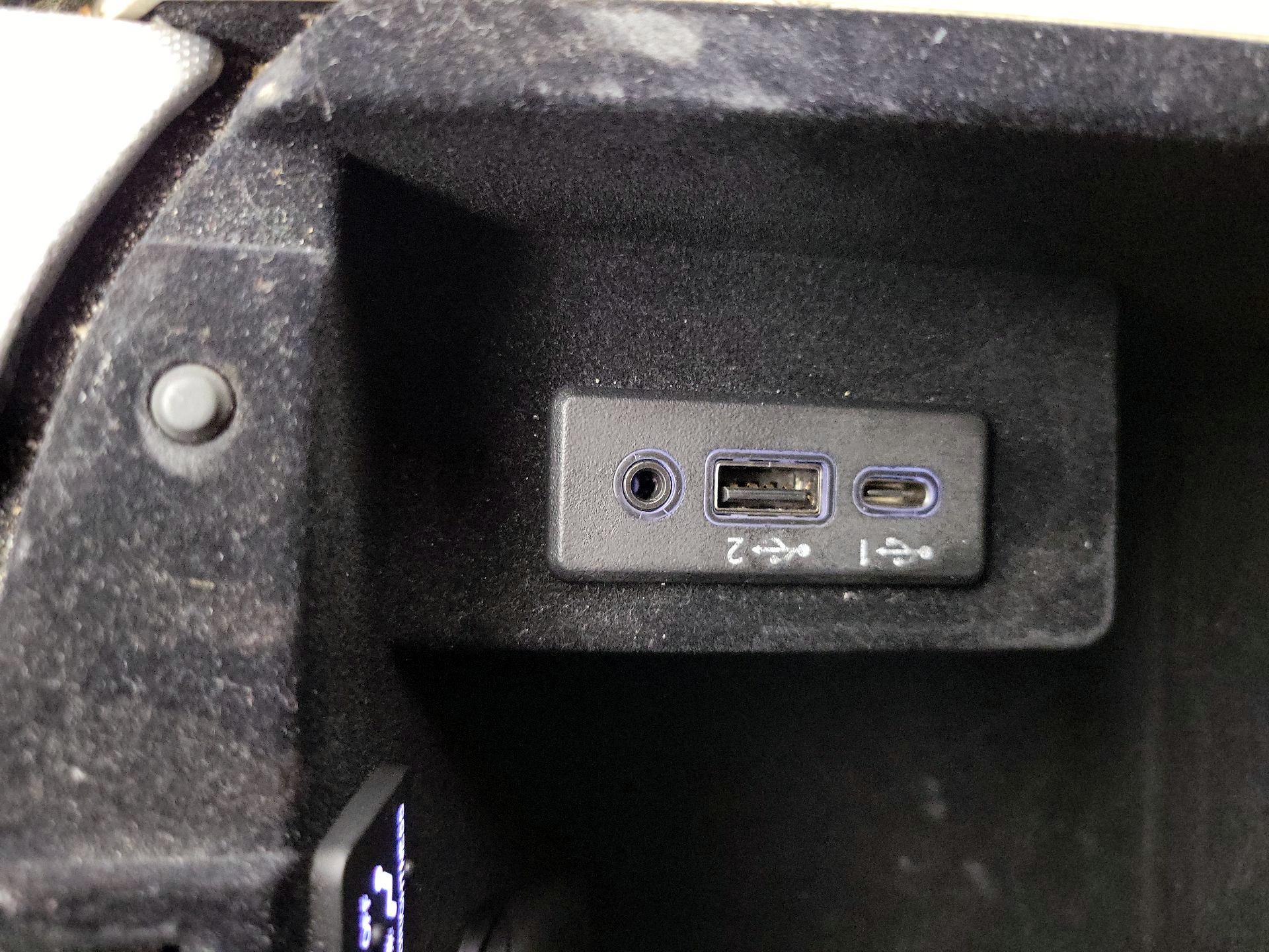 Thumbnail: 2020 INFINITI Q50 - 18