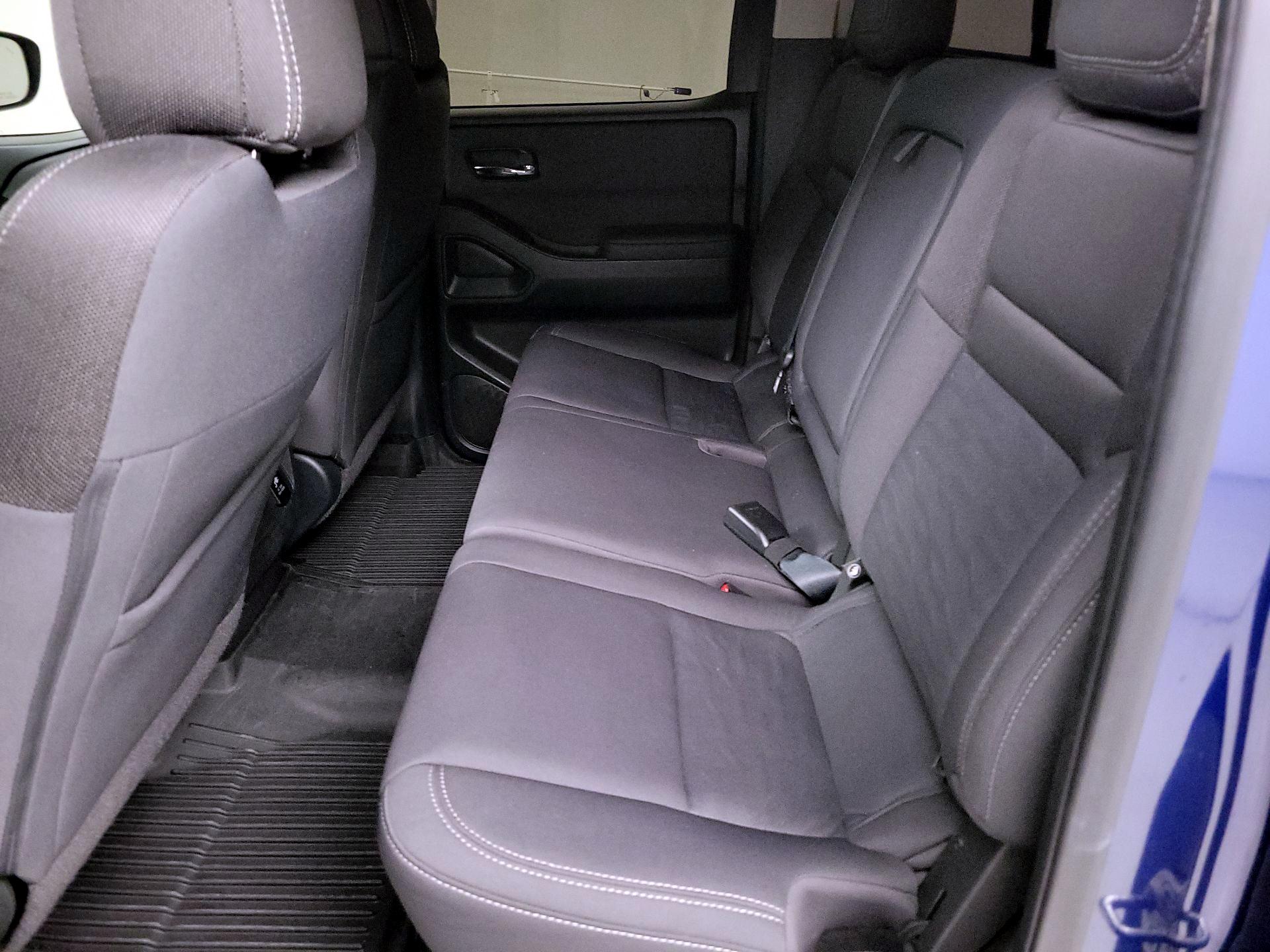 Thumbnail: 2022 Nissan Frontier - 19