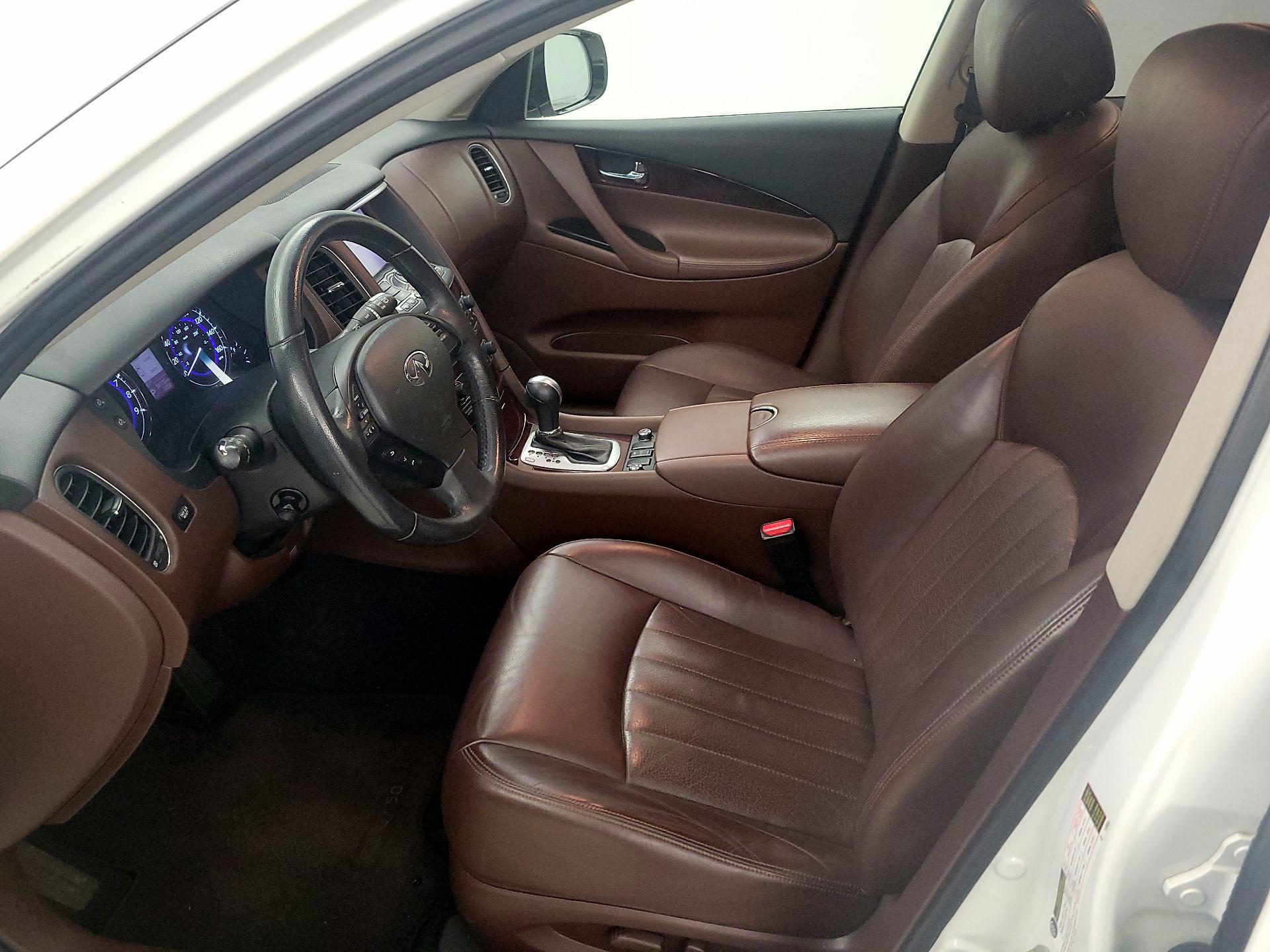 Thumbnail: 2017 INFINITI QX50 - 11