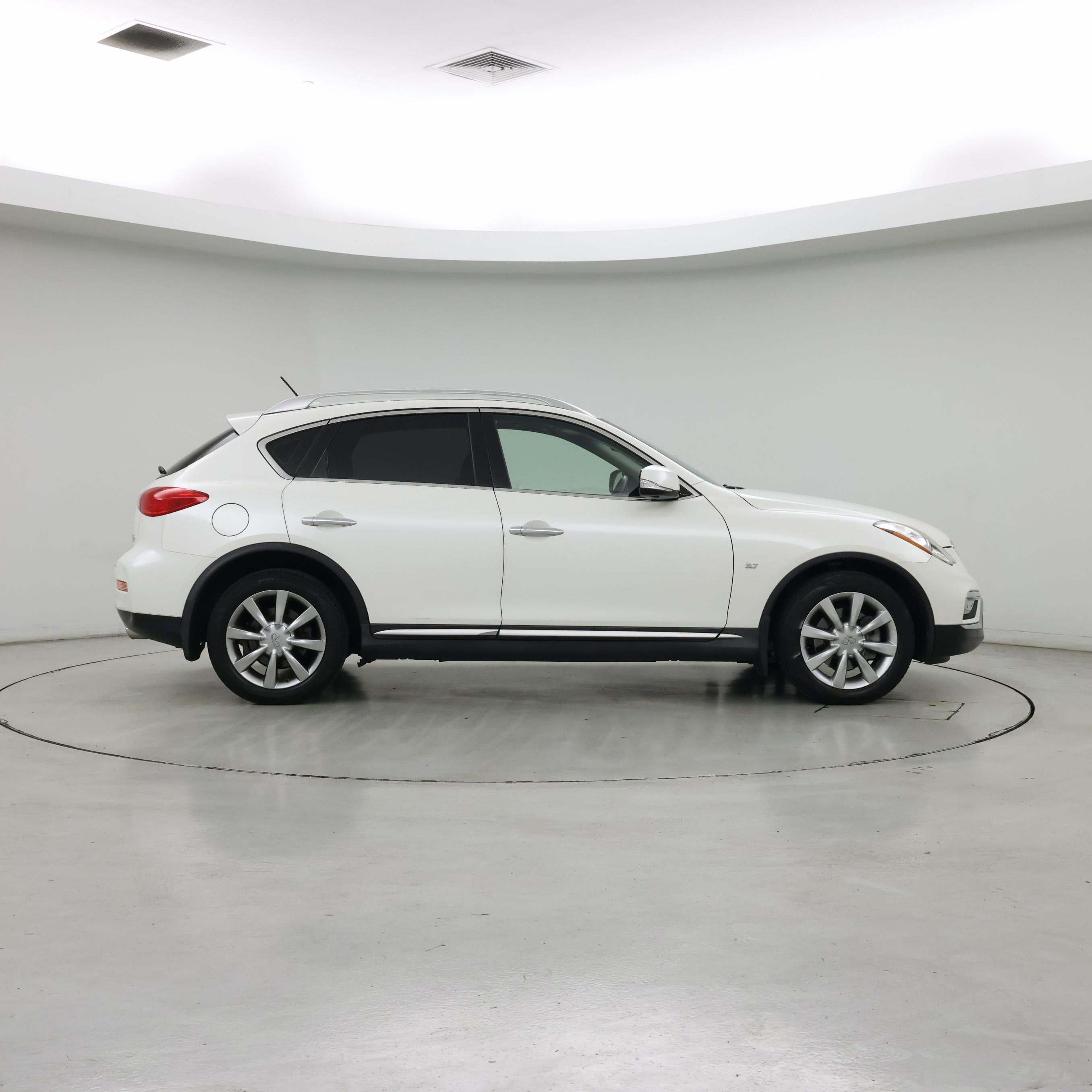 Thumbnail: 2017 INFINITI QX50 - 7