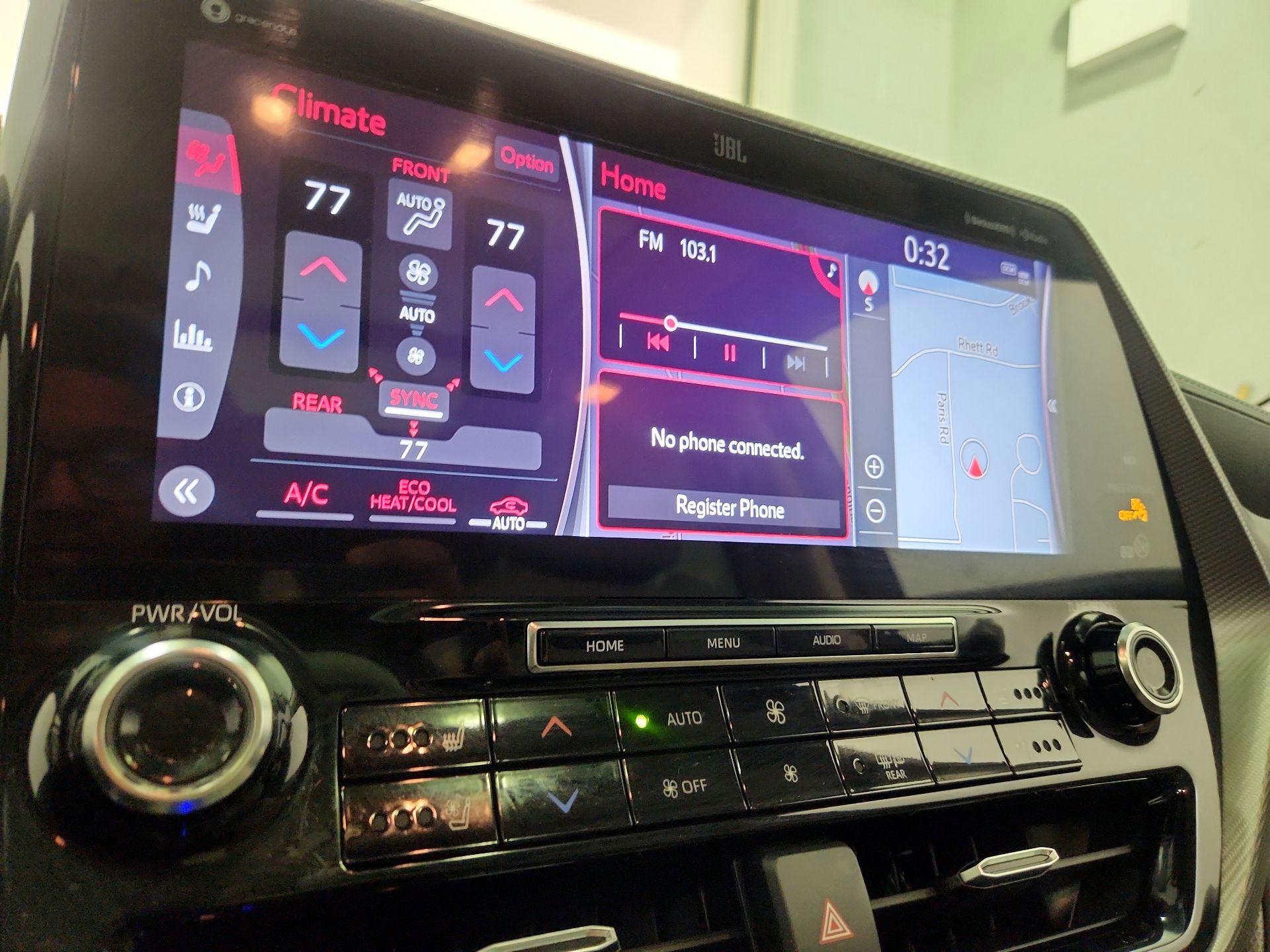 Thumbnail: 2021 Toyota Highlander - 15