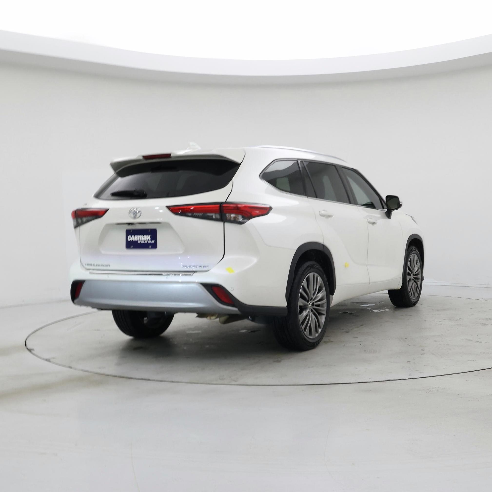 Thumbnail: 2021 Toyota Highlander - 8