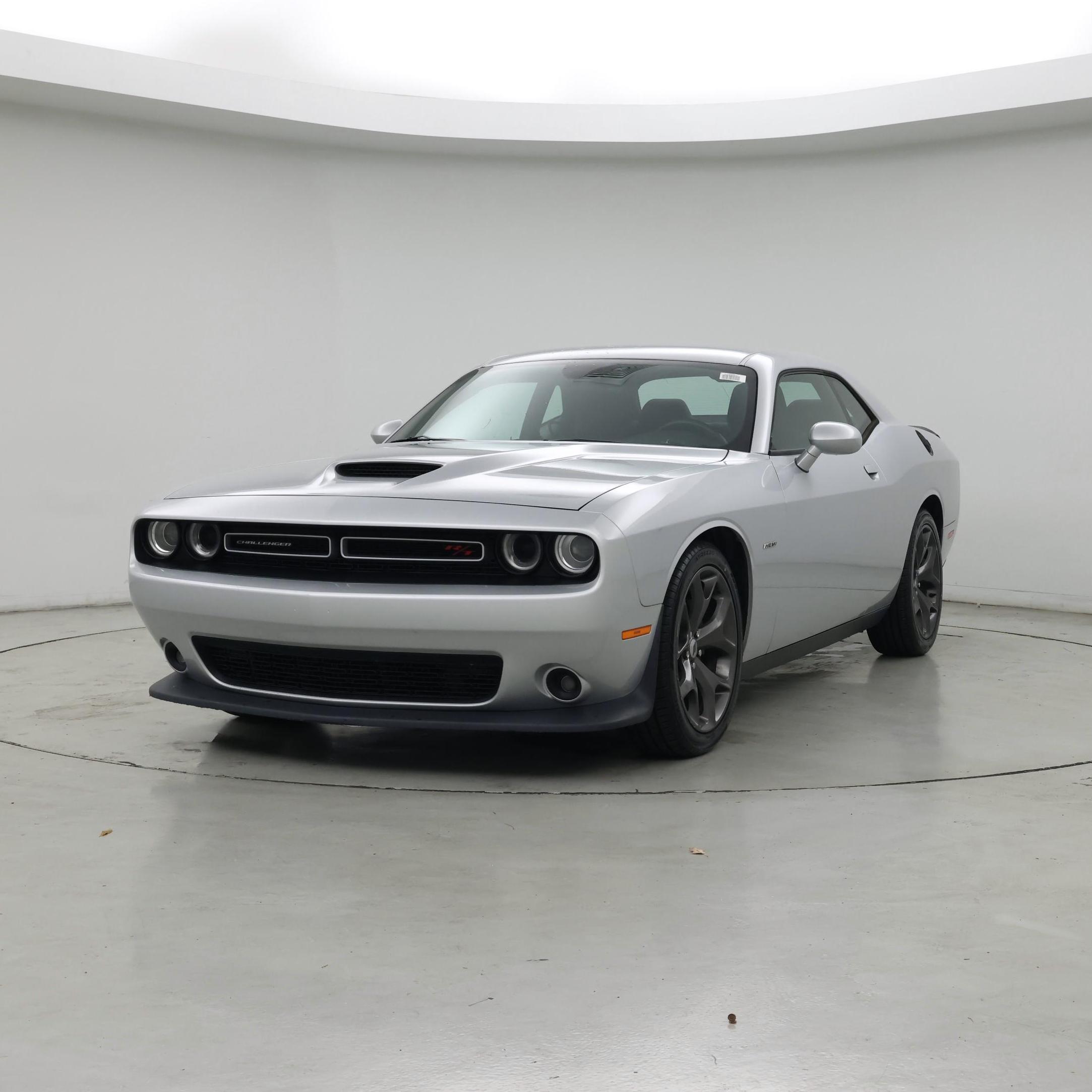 Thumbnail: 2019 Dodge Challenger - 4
