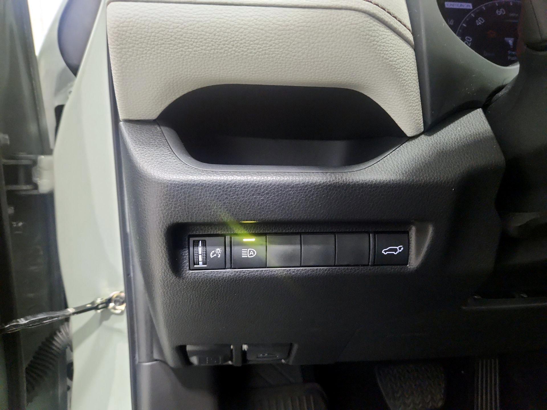 Thumbnail: 2023 Toyota RAV4 - 13