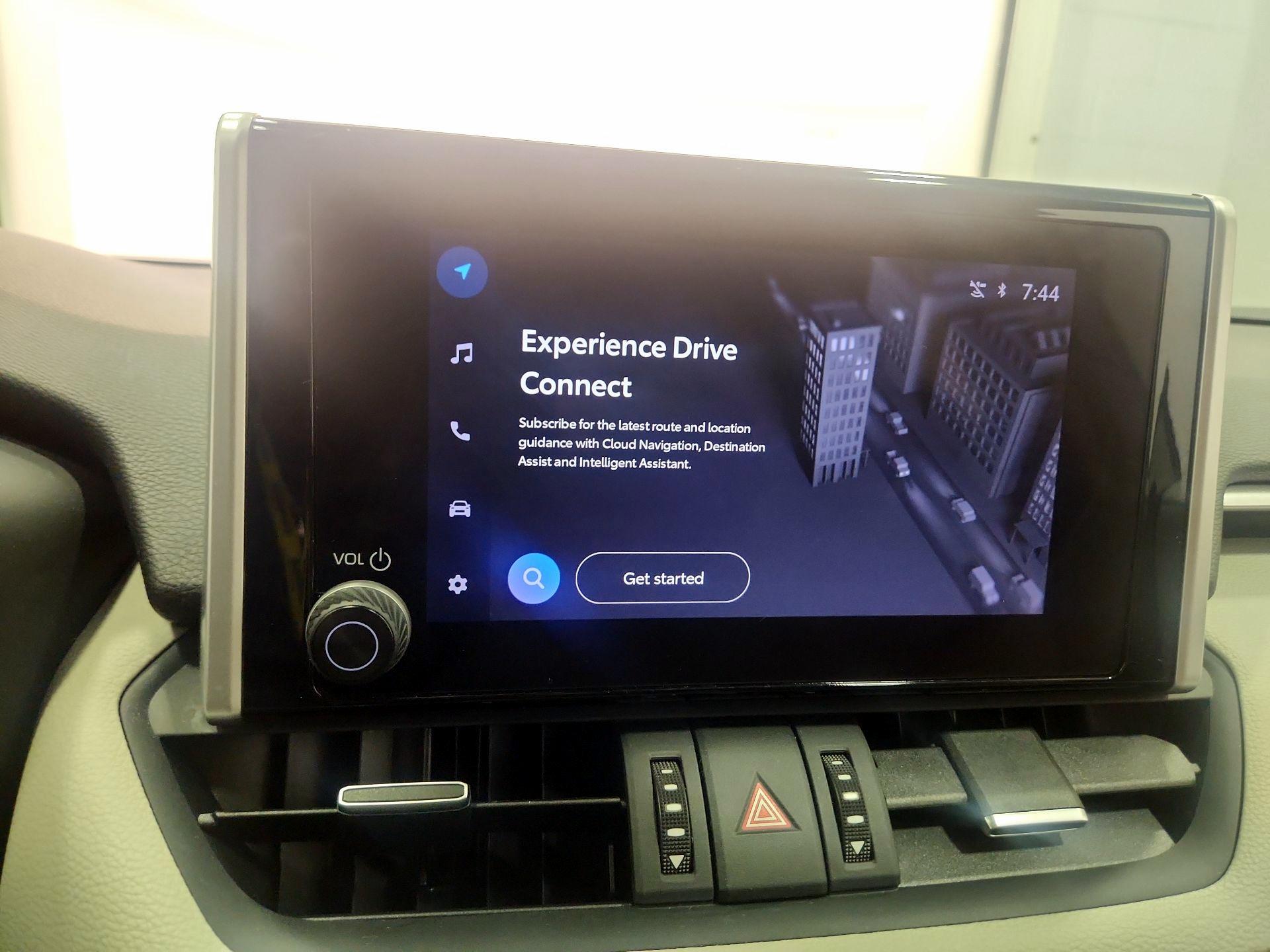 Thumbnail: 2023 Toyota RAV4 - 14