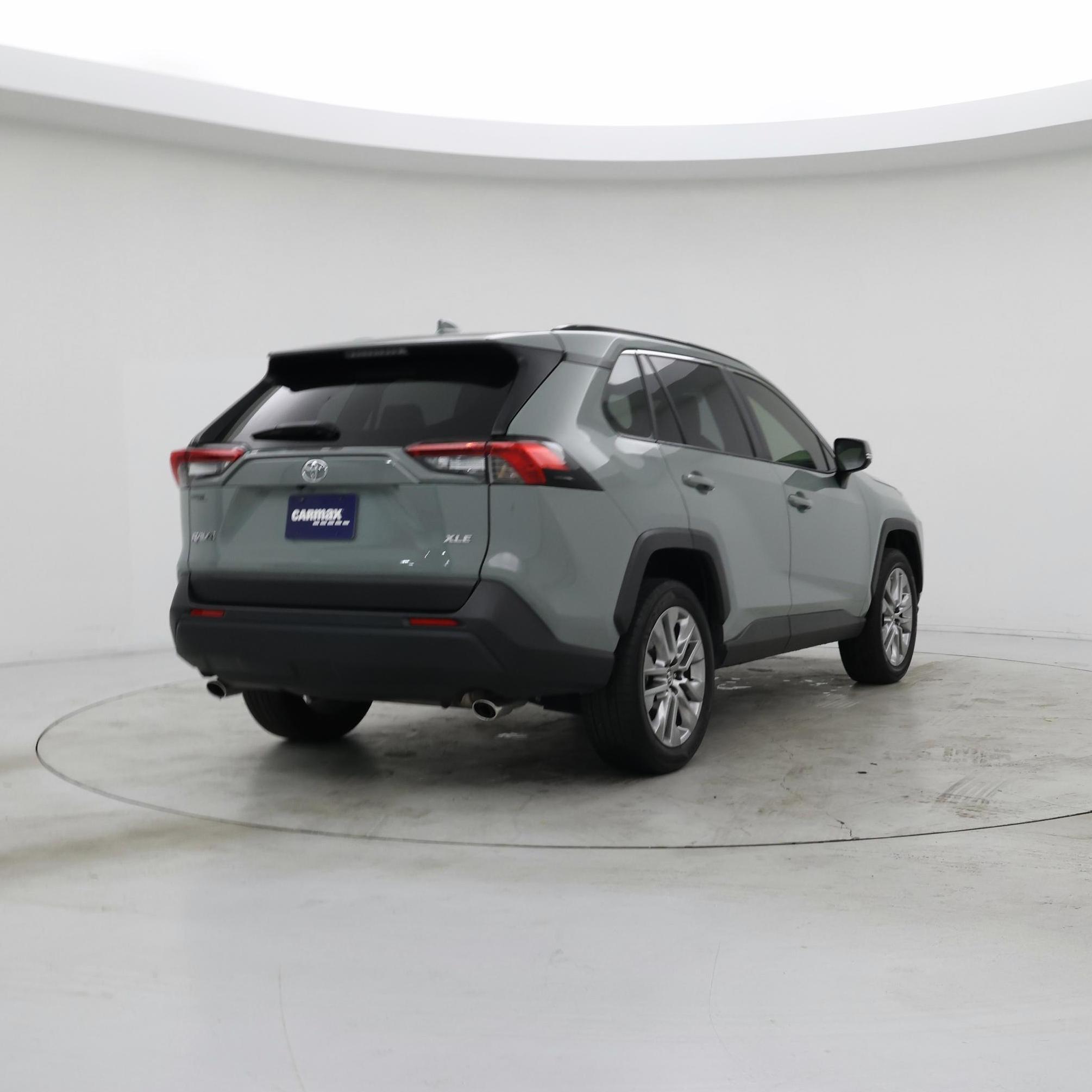 Thumbnail: 2023 Toyota RAV4 - 8