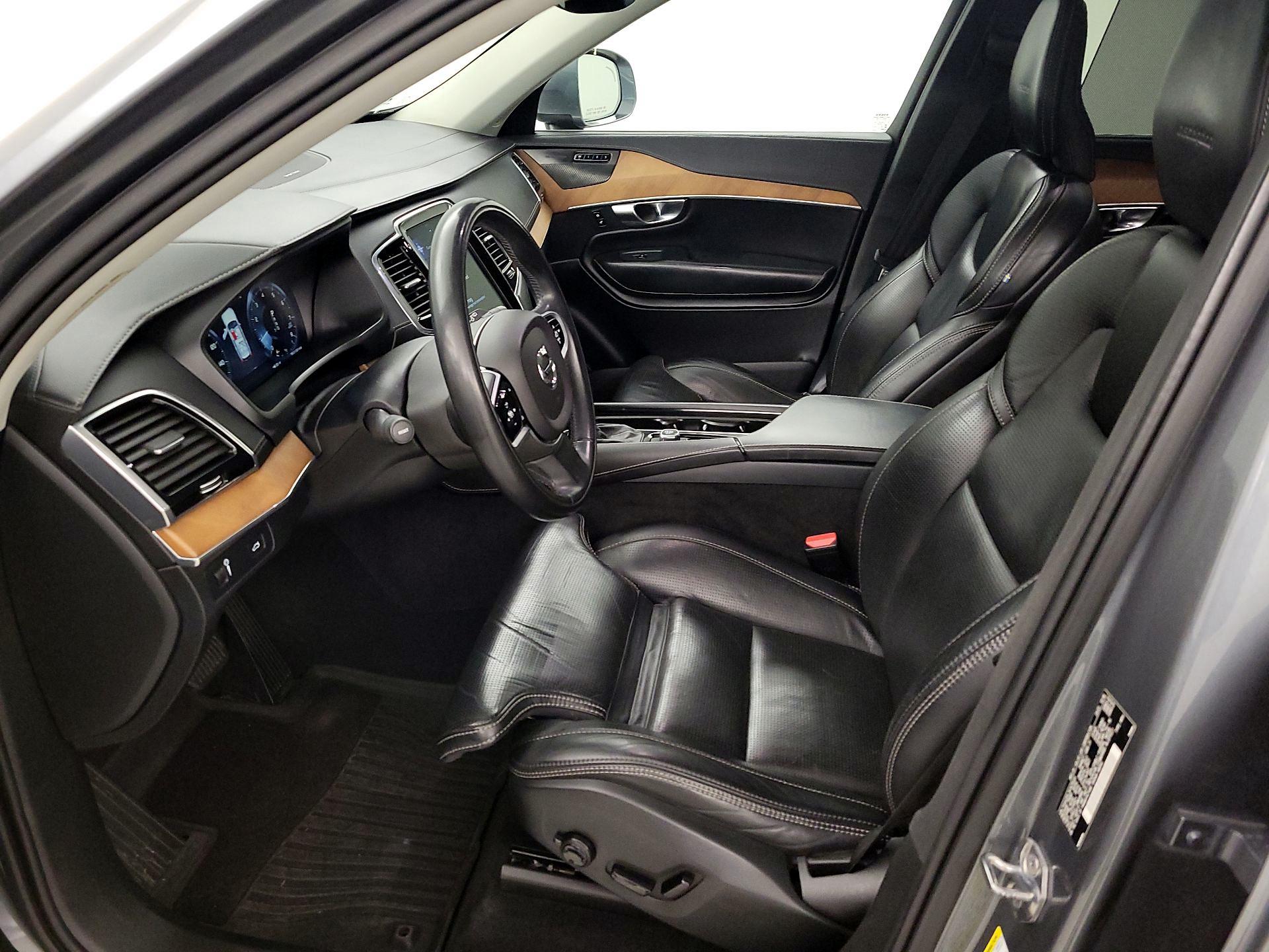 Thumbnail: 2019 Volvo XC90 - 11