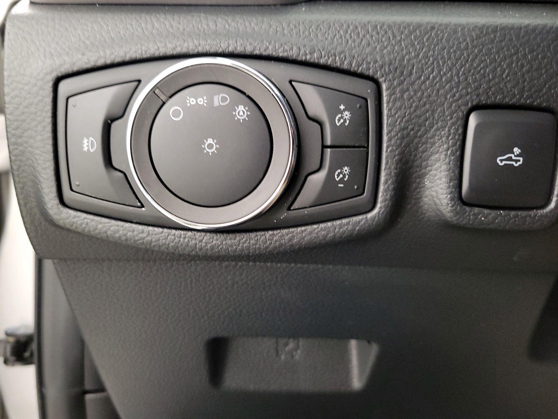 Thumbnail: 2019 Ford Ranger - 13