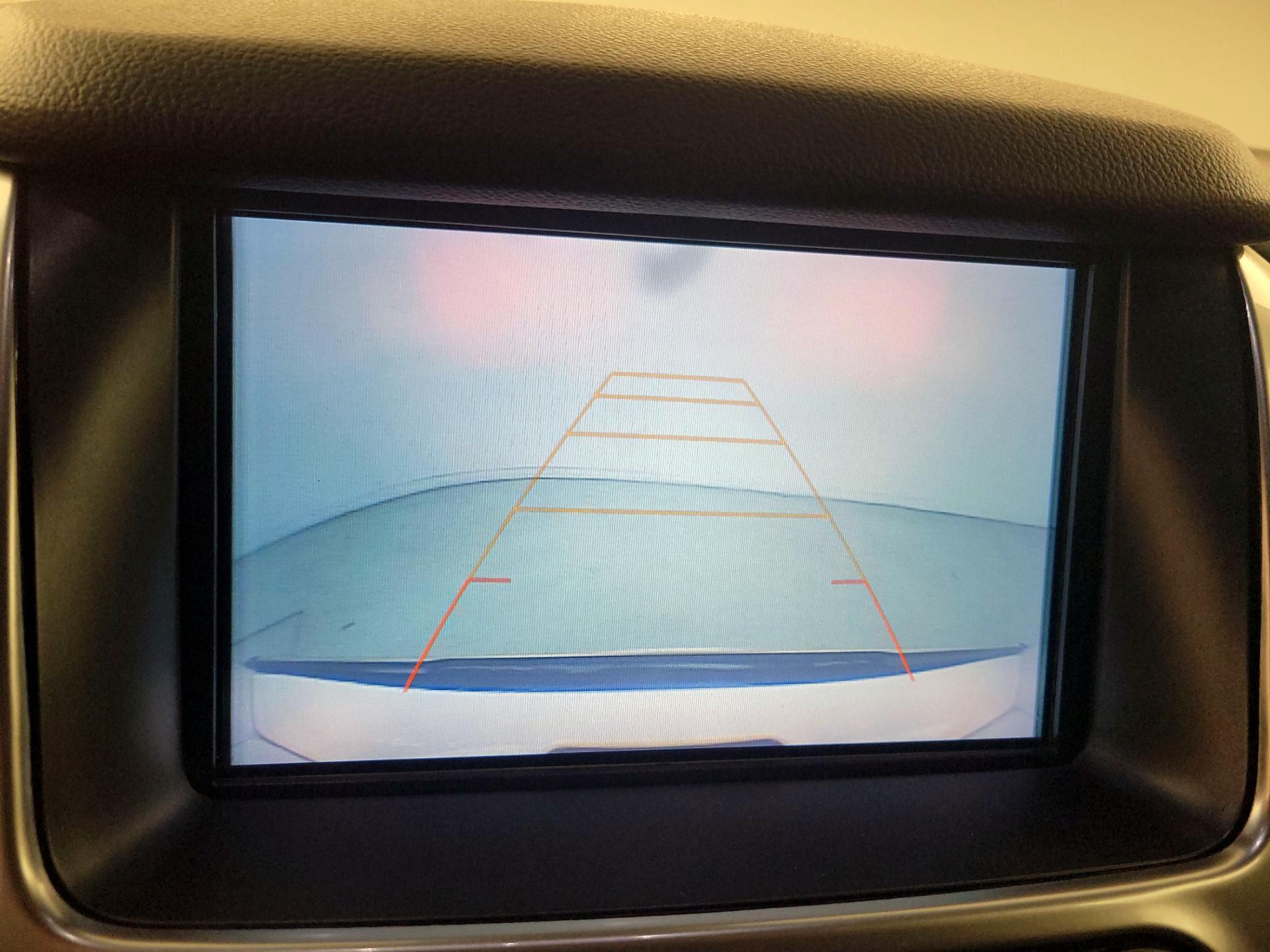 Thumbnail: 2019 Chevrolet Tahoe - 15