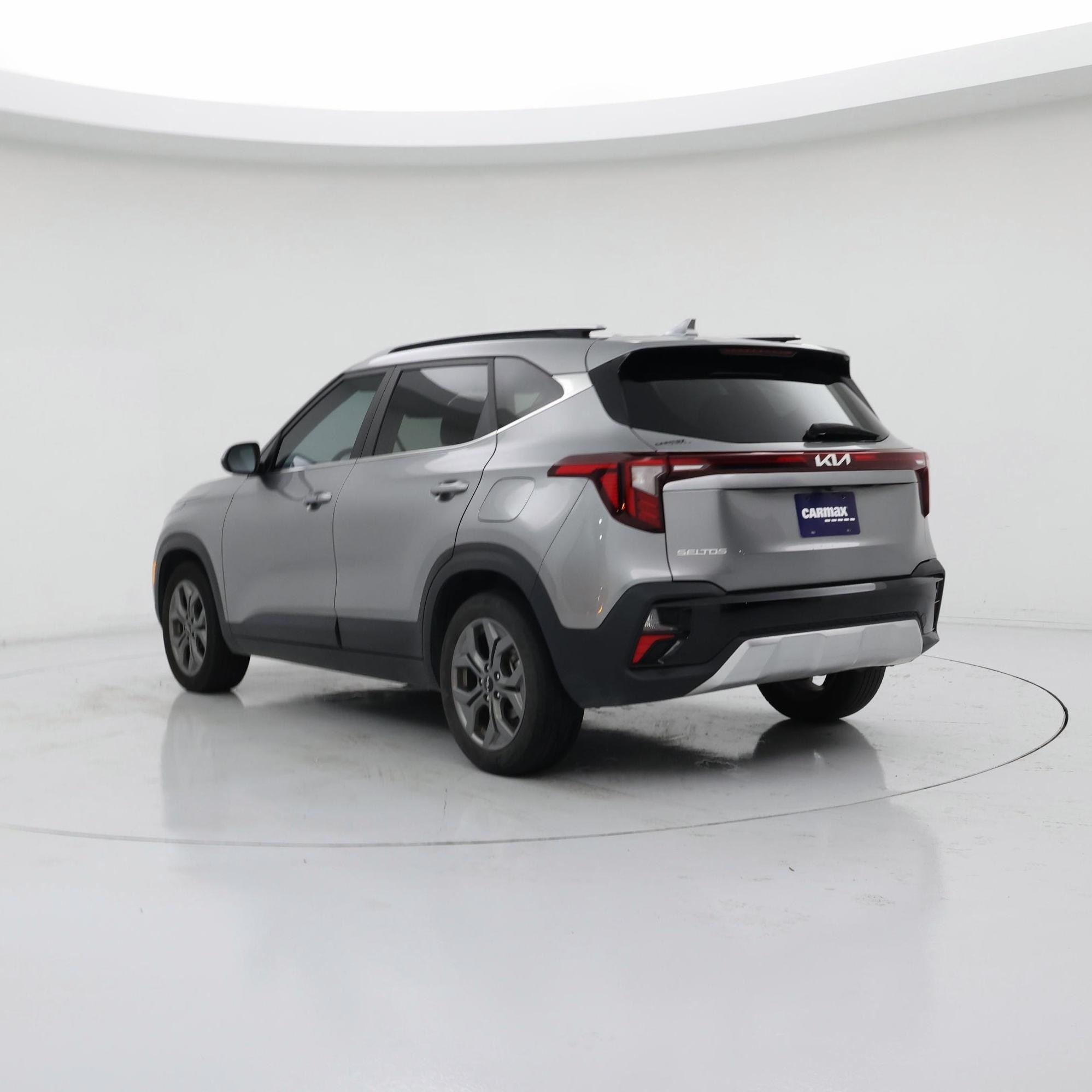 Thumbnail: 2024 Kia Seltos - 2