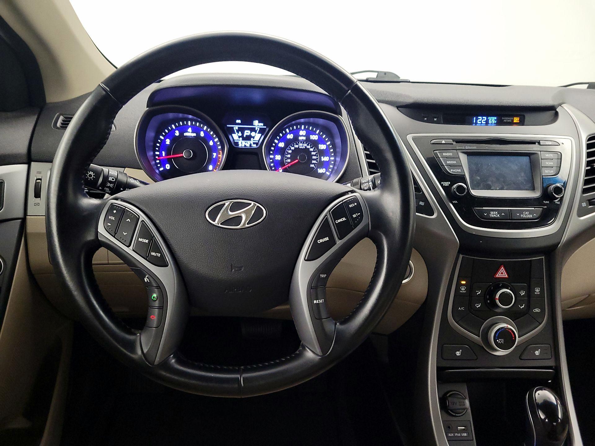 Thumbnail: 2016 Hyundai Elantra - 10
