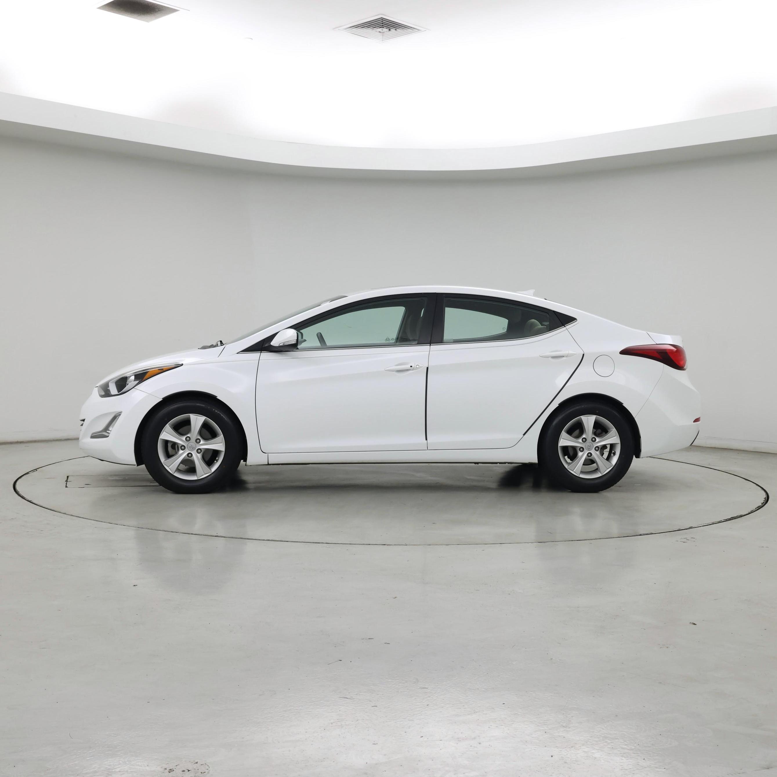 Thumbnail: 2016 Hyundai Elantra - 3