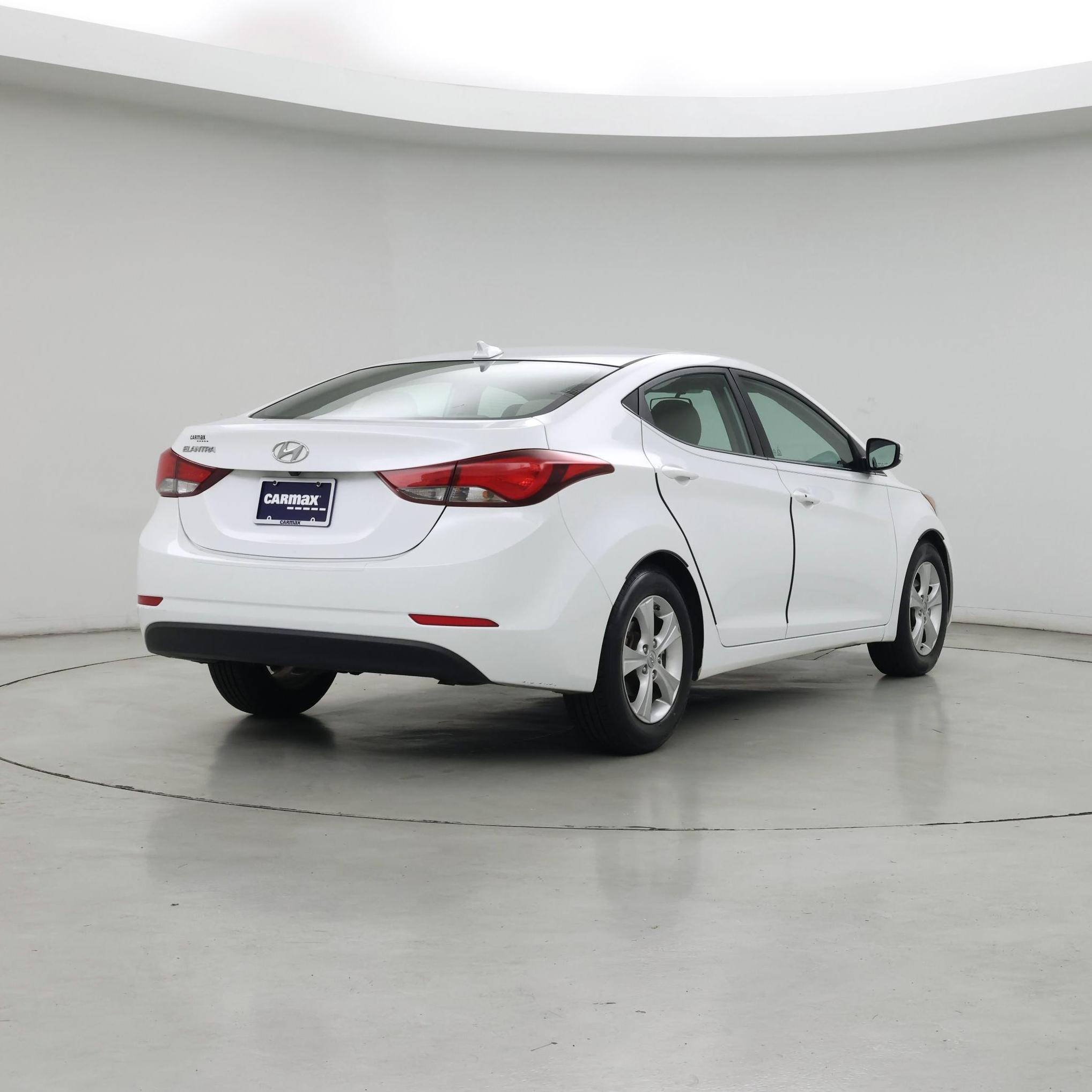 Thumbnail: 2016 Hyundai Elantra - 8