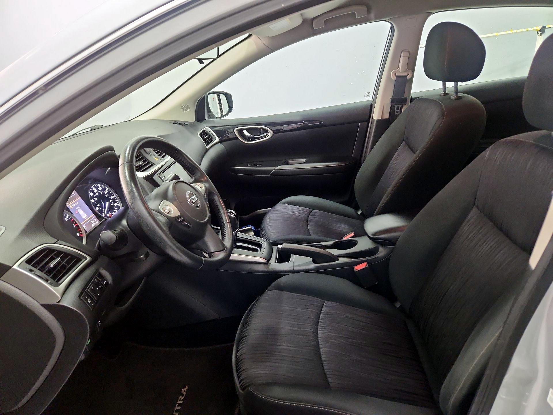 Thumbnail: 2019 Nissan Sentra - 11