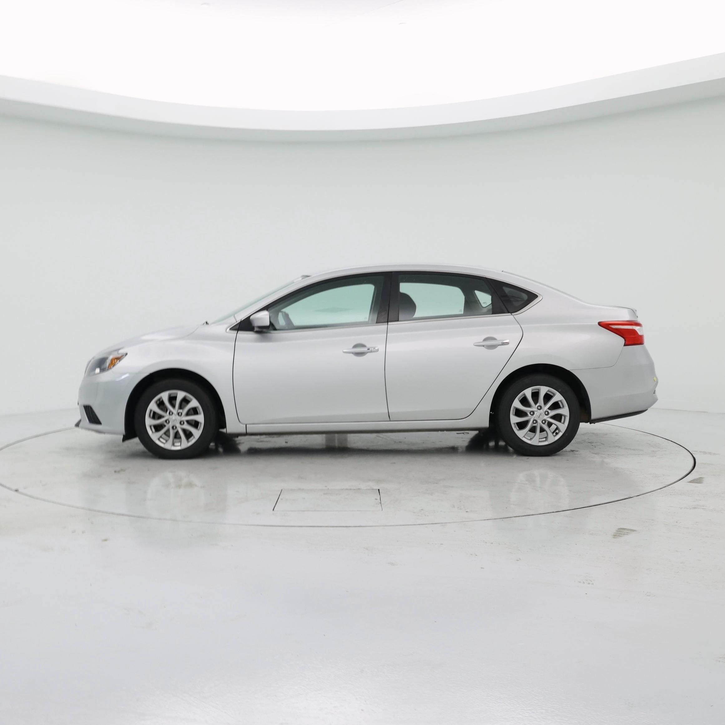 Thumbnail: 2019 Nissan Sentra - 3