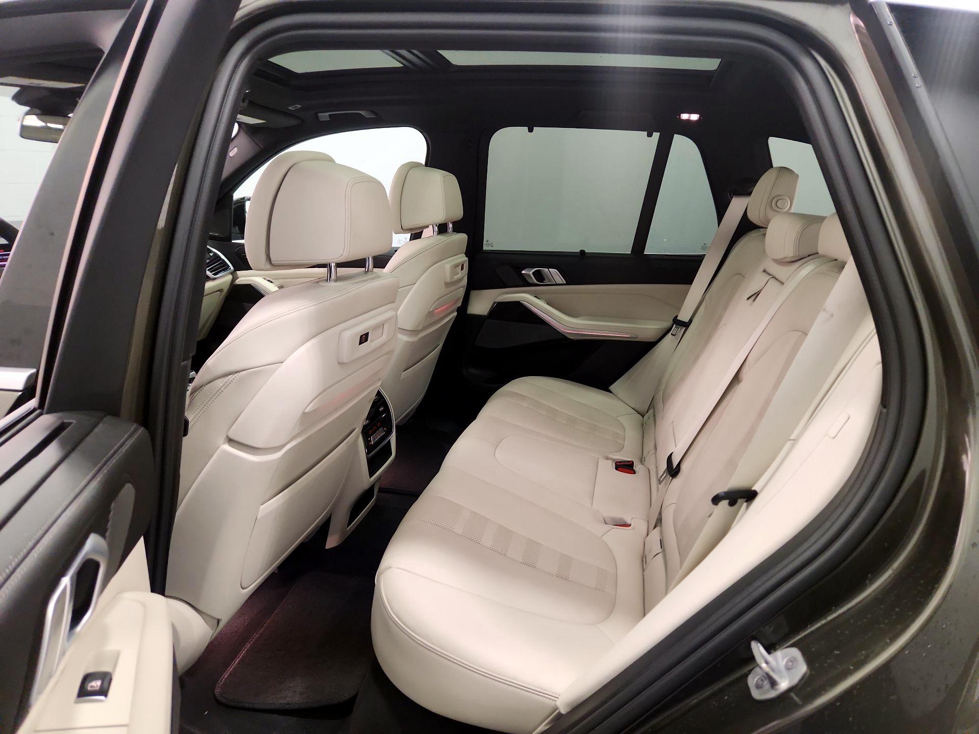 Thumbnail: 2021 BMW X5 - 20