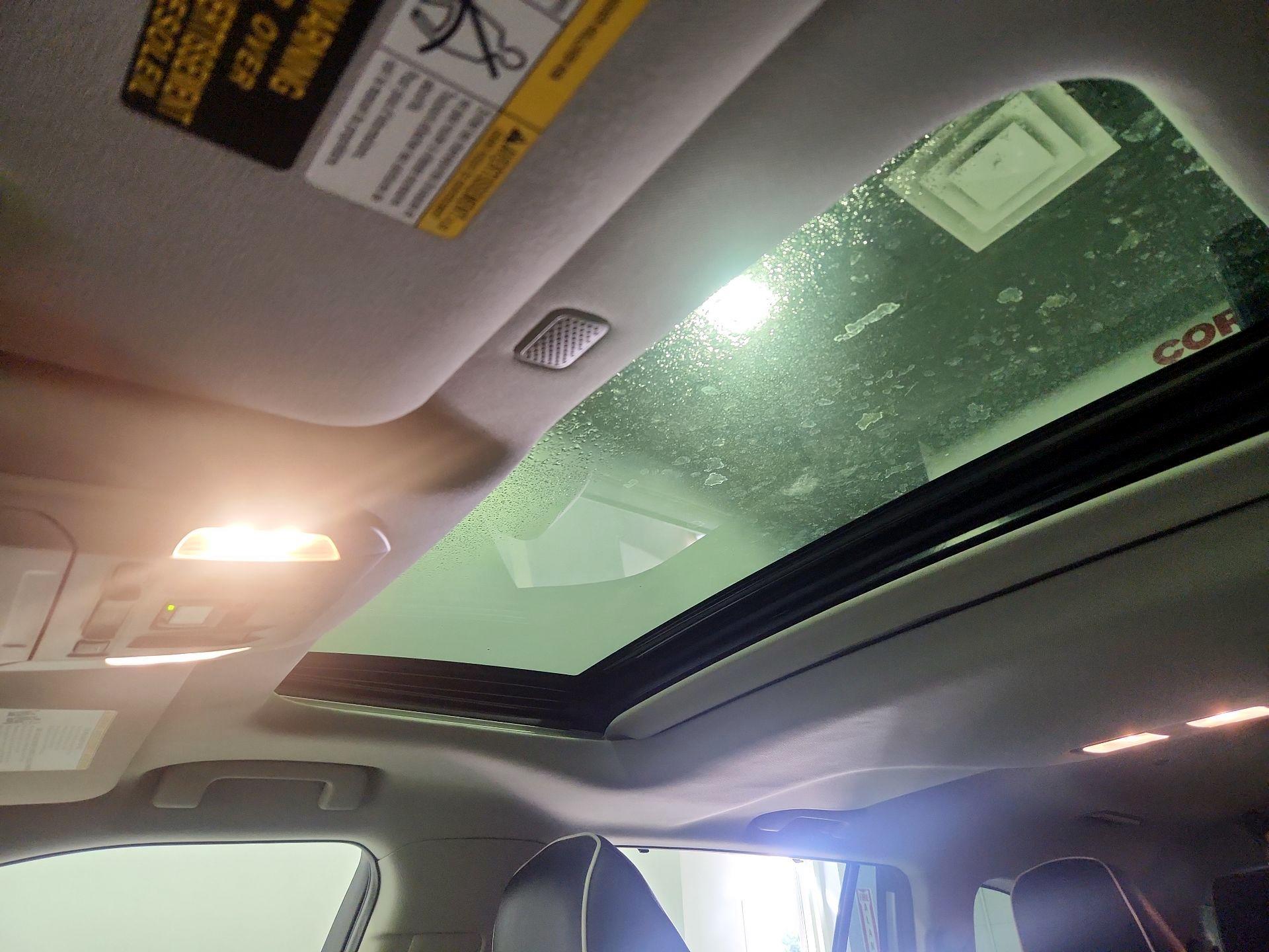 Thumbnail: 2022 Toyota Highlander - 19