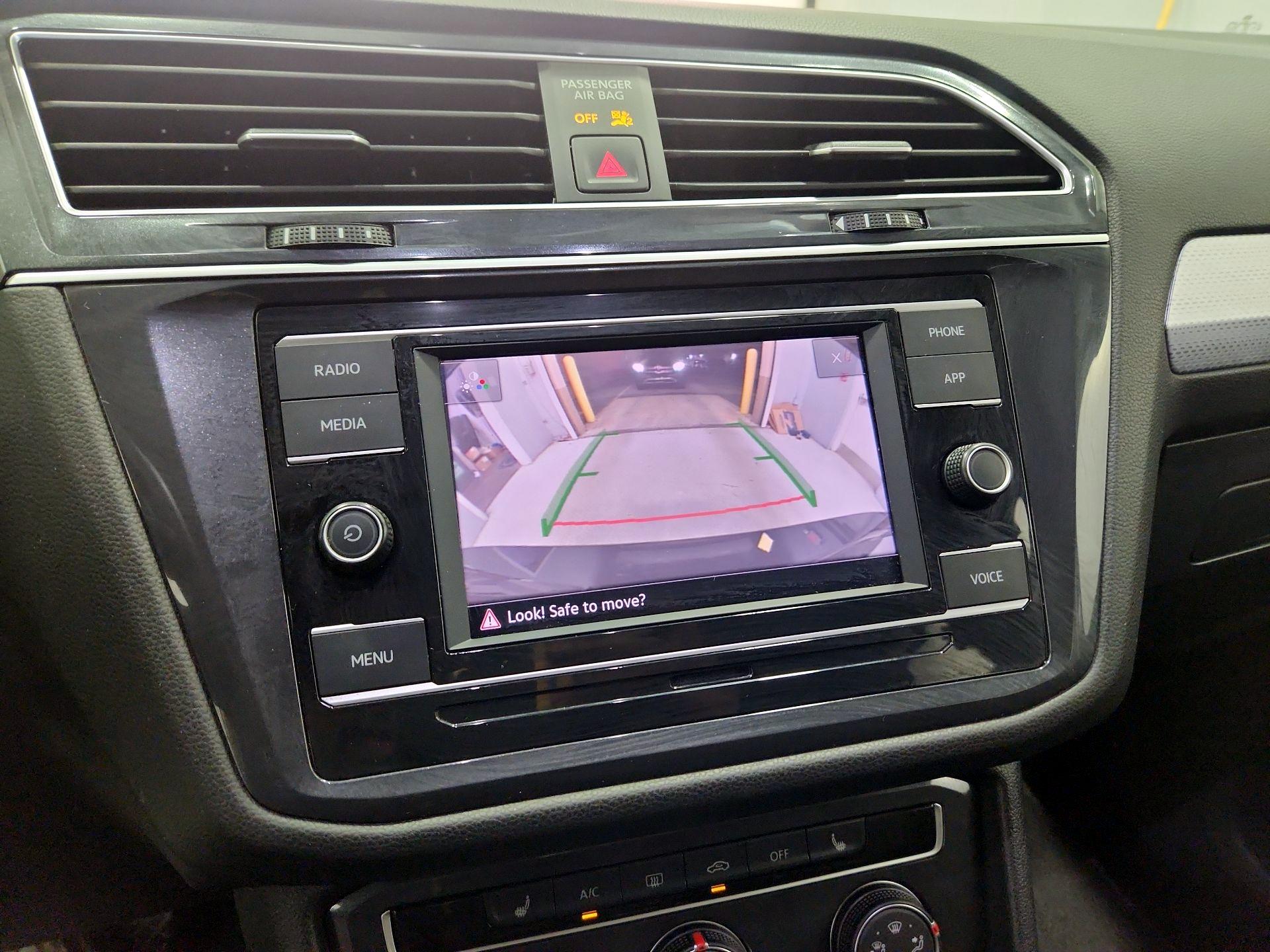 Thumbnail: 2024 Volkswagen Tiguan - 14