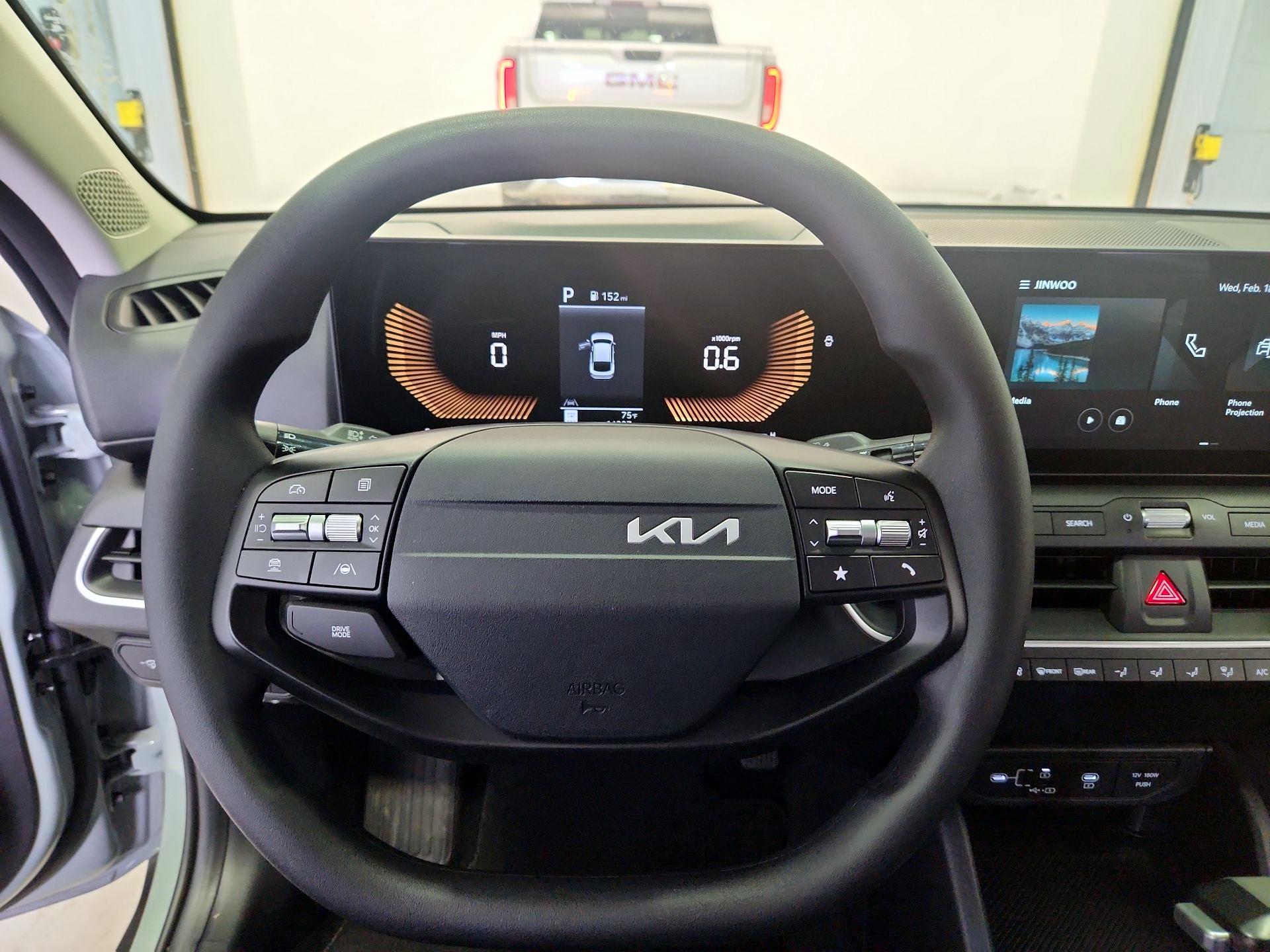 Thumbnail: 2025 Kia K4 - 10