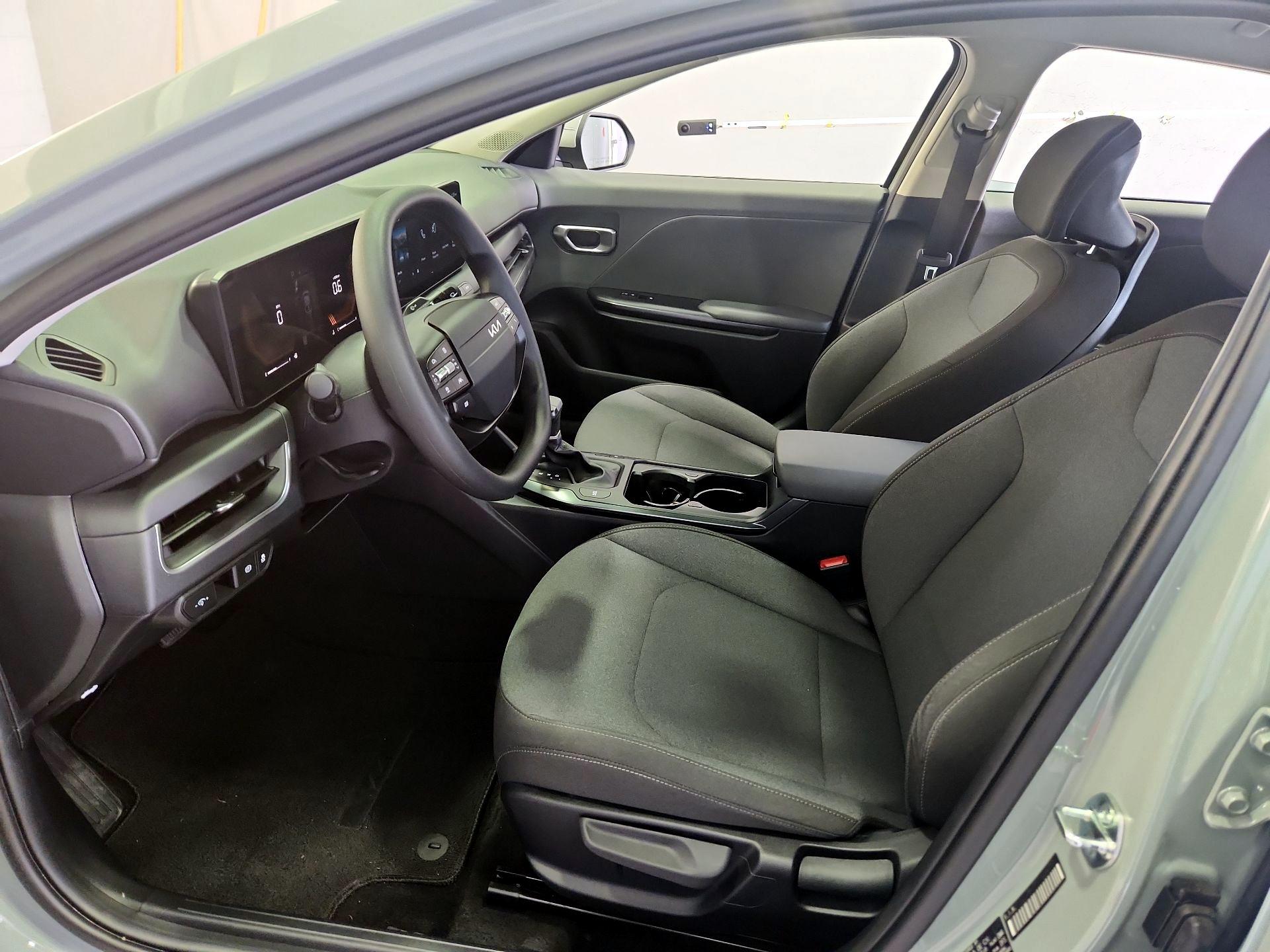 Thumbnail: 2025 Kia K4 - 11