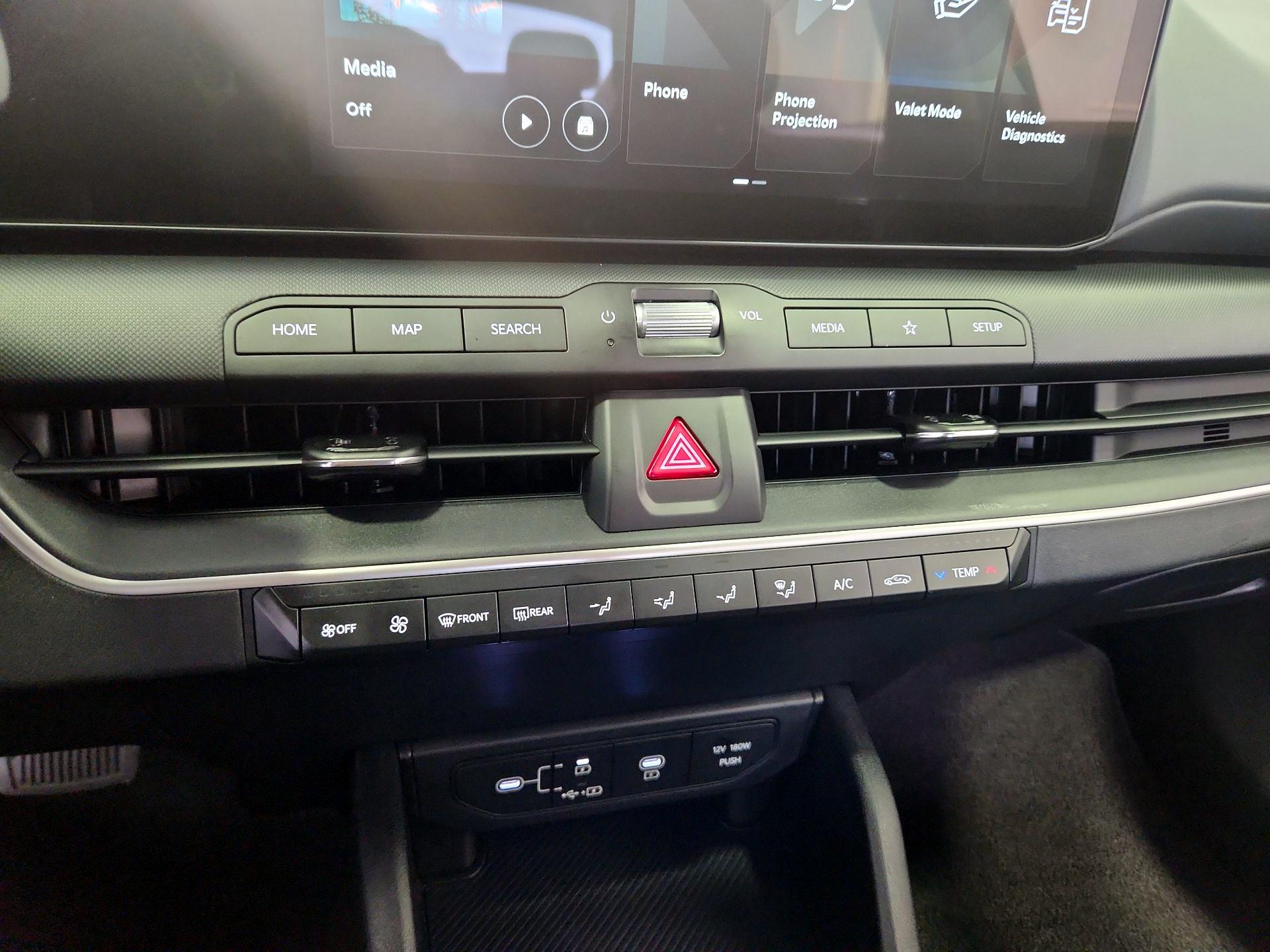 Thumbnail: 2025 Kia K4 - 16