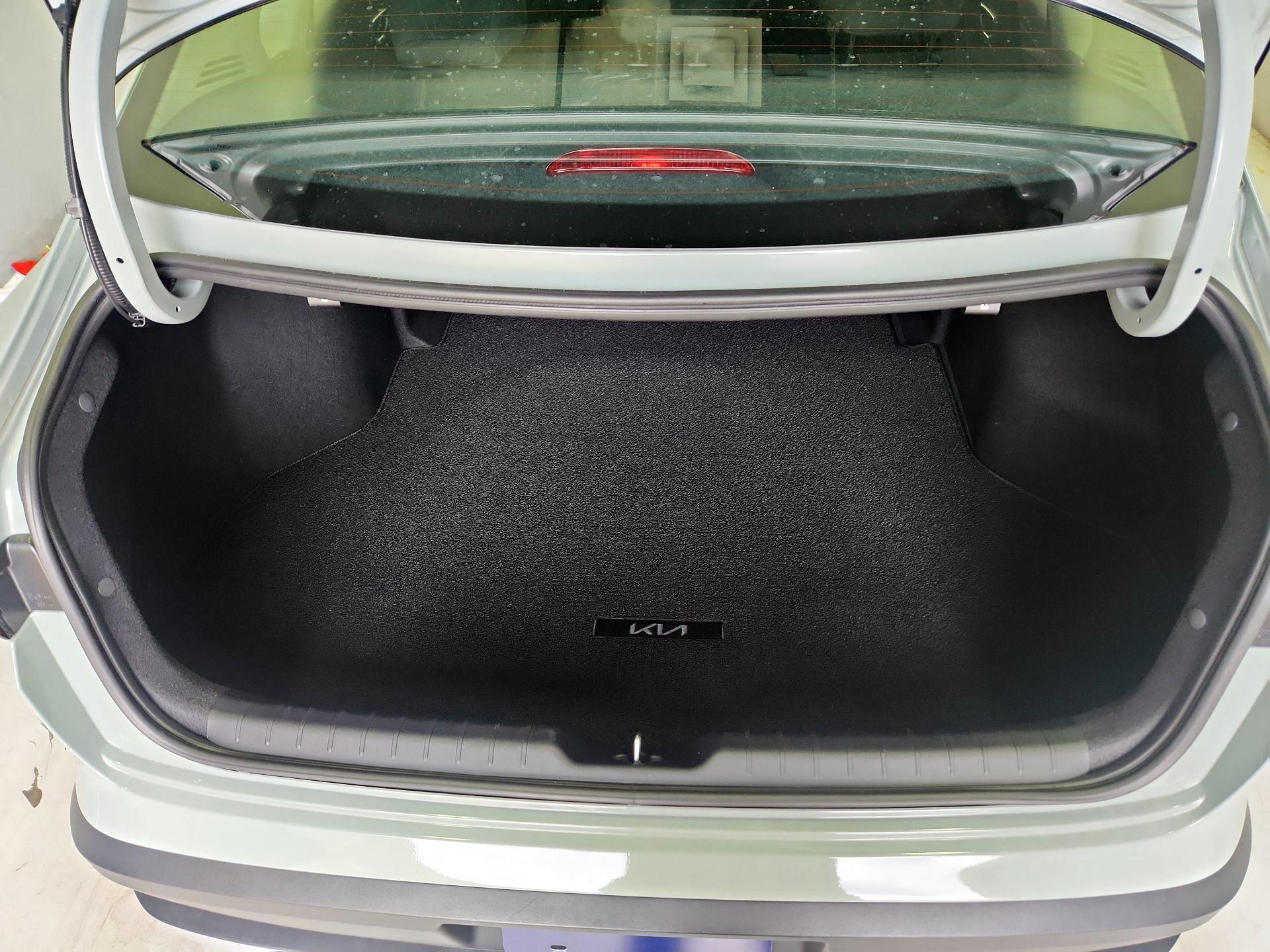 Thumbnail: 2025 Kia K4 - 20