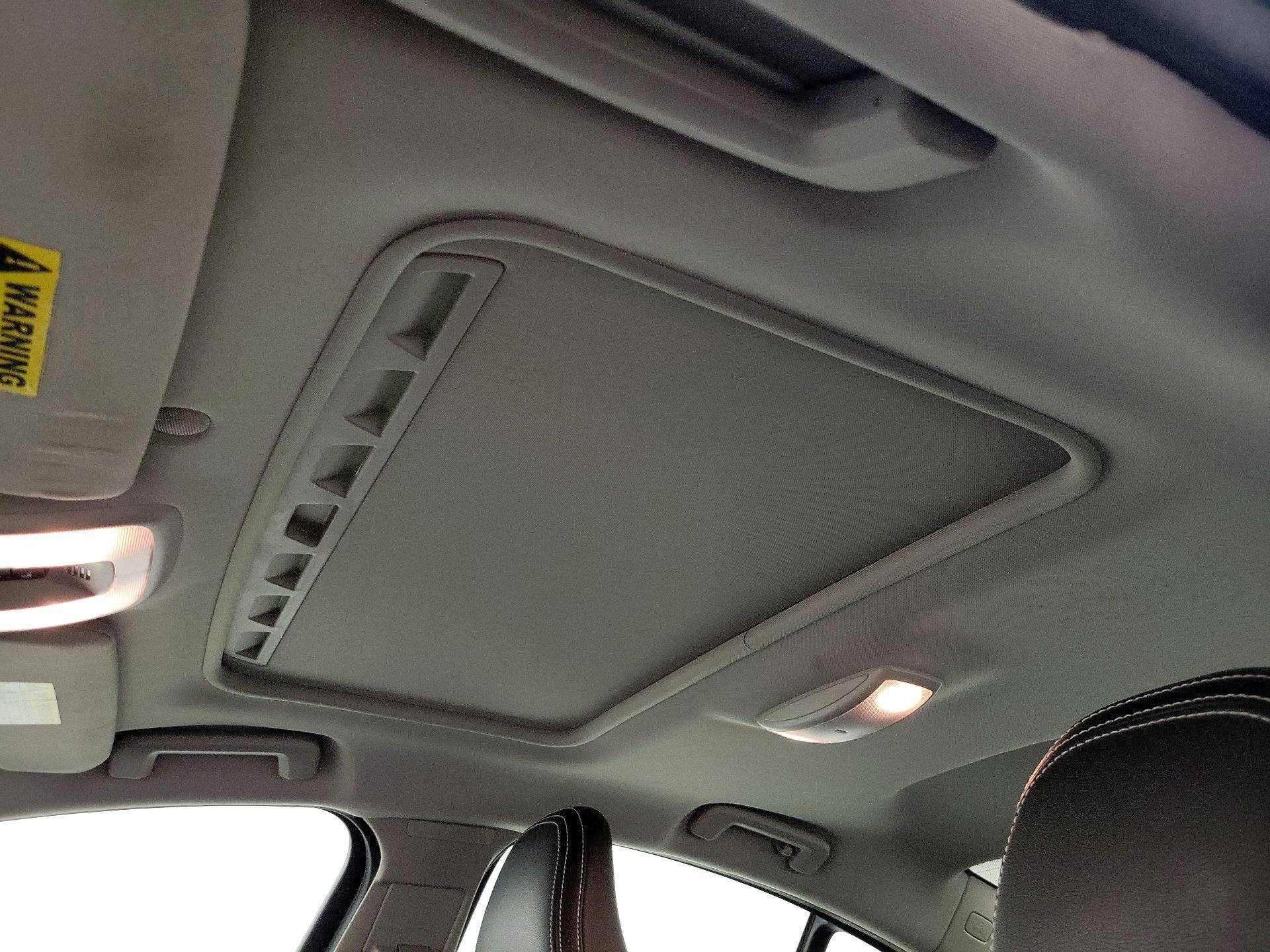 Thumbnail: 2017 Volvo S60 - 18