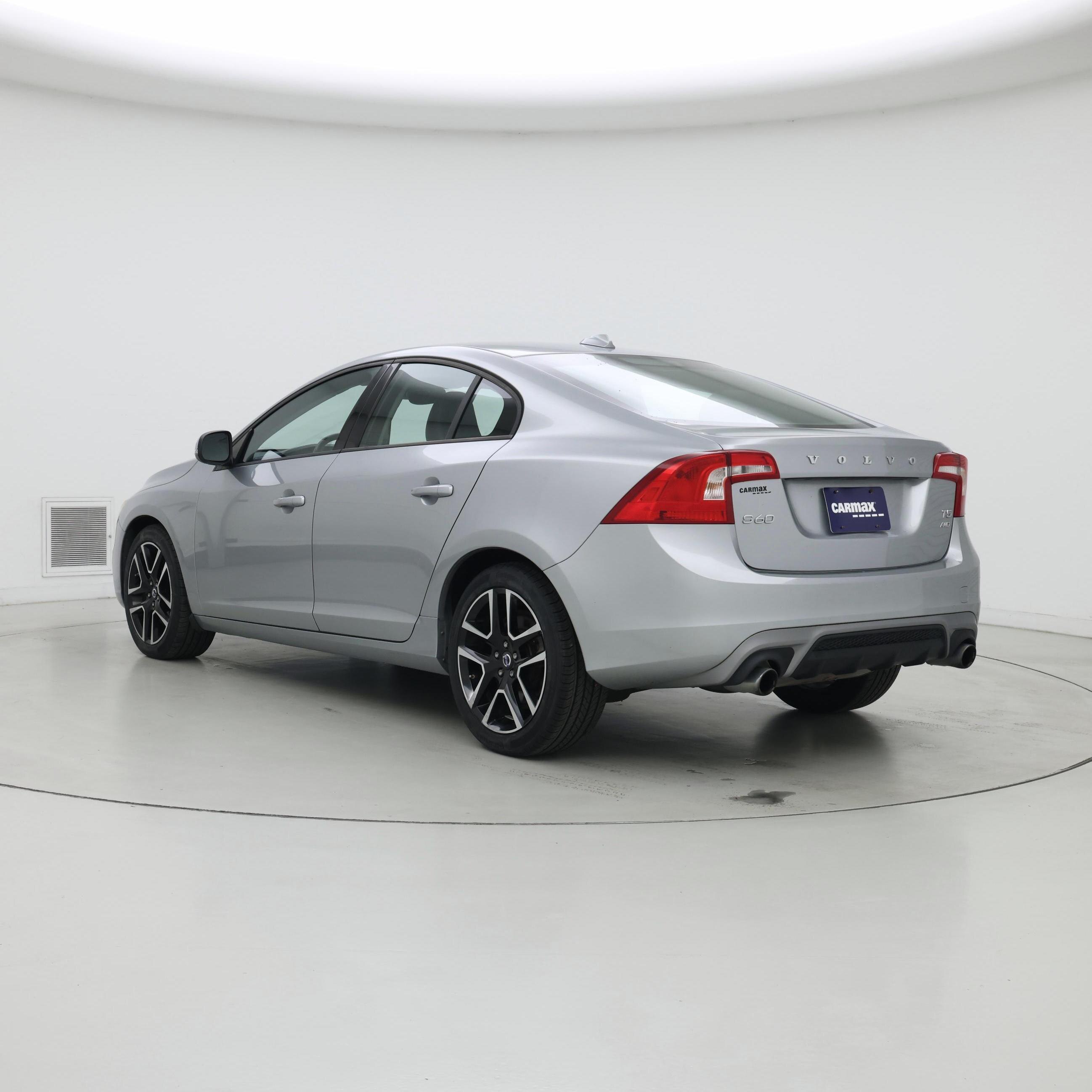 Thumbnail: 2017 Volvo S60 - 2