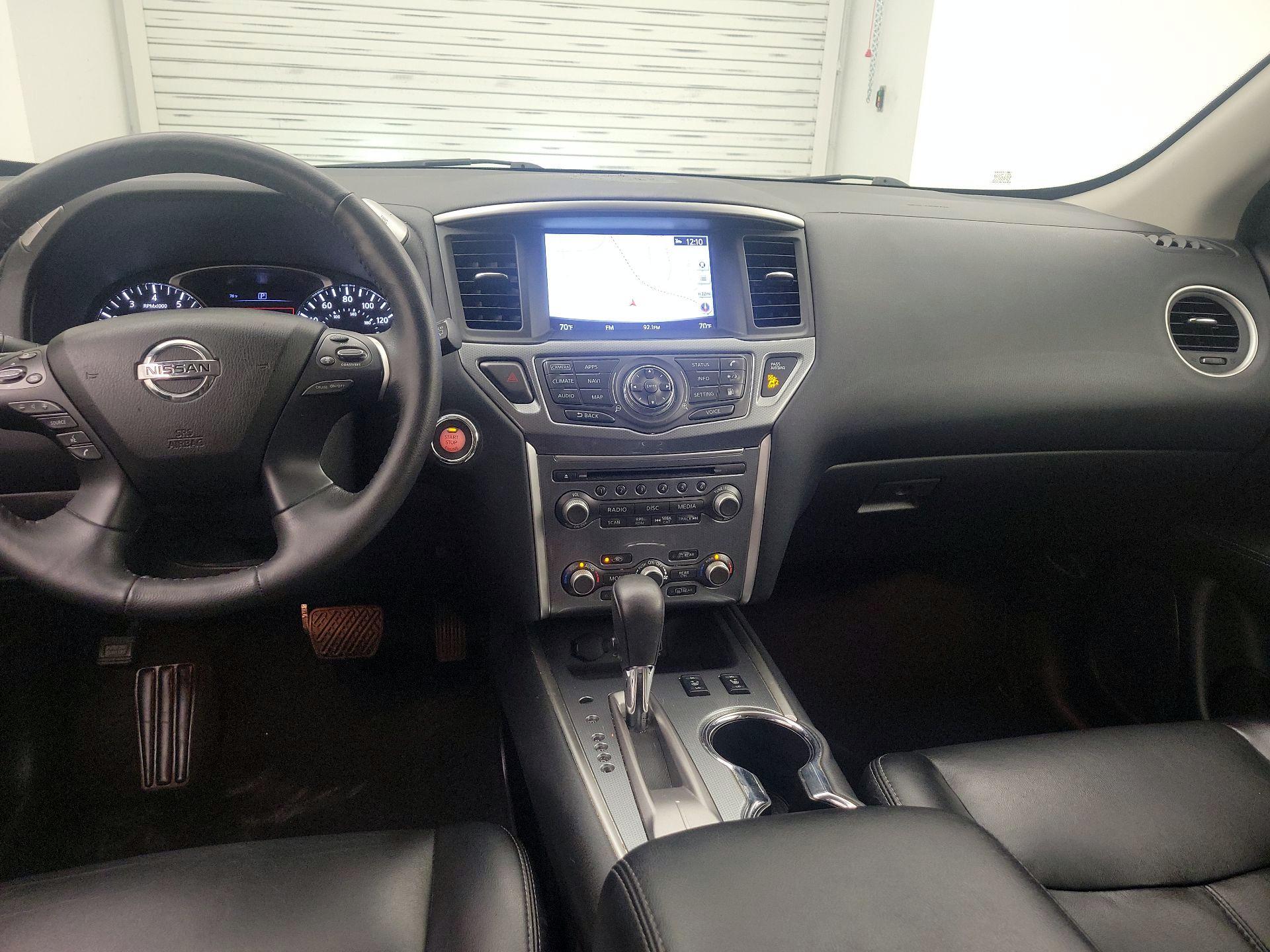 Thumbnail: 2020 Nissan Pathfinder - 9