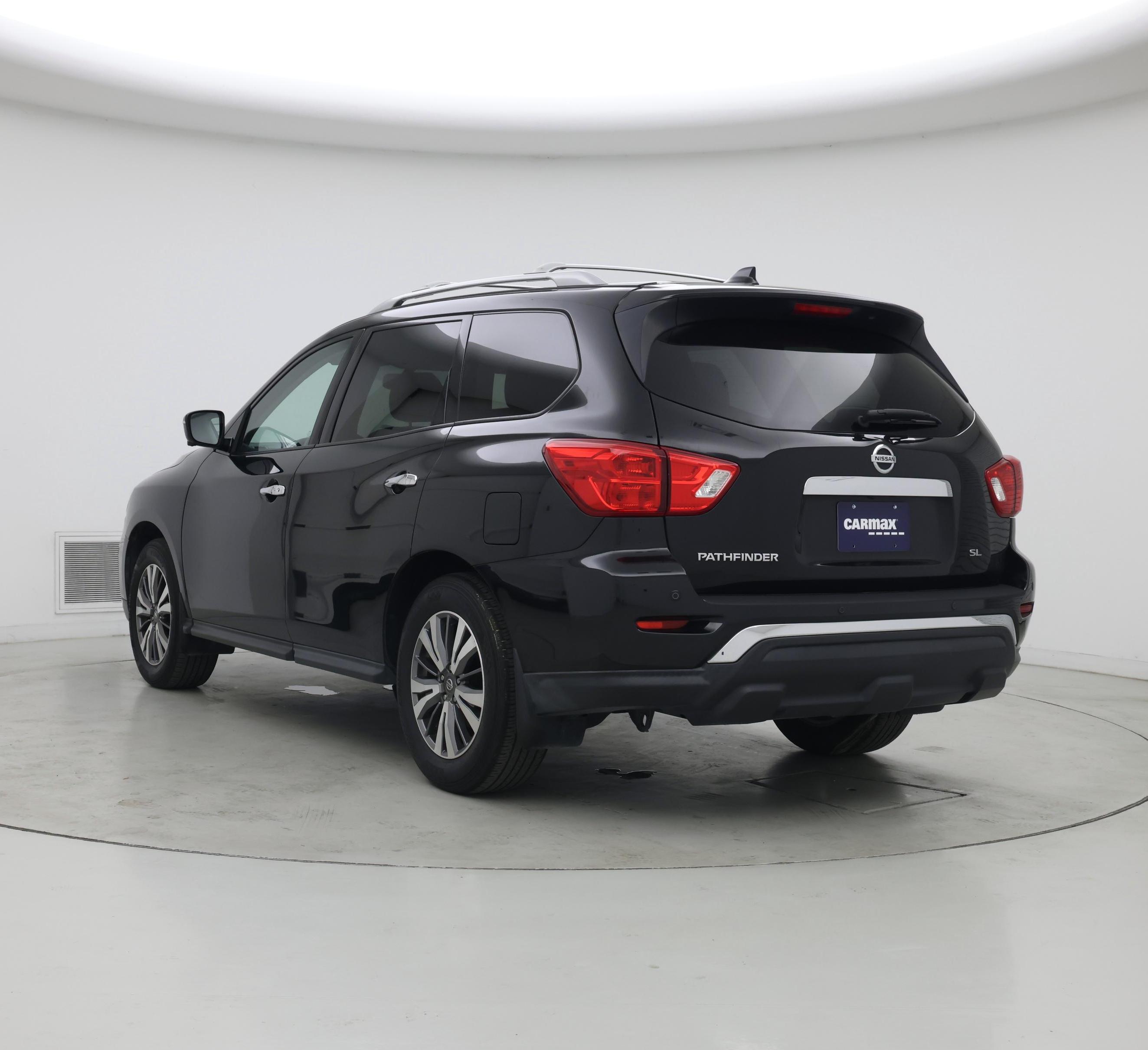 Thumbnail: 2020 Nissan Pathfinder - 2
