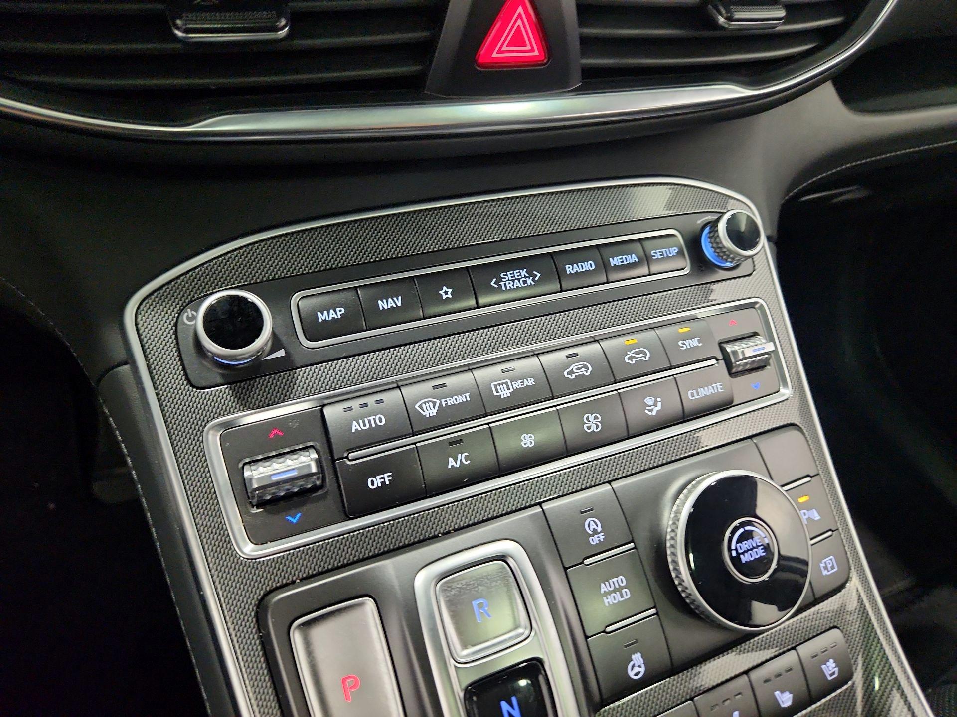 Thumbnail: 2023 Hyundai Santa Fe - 17