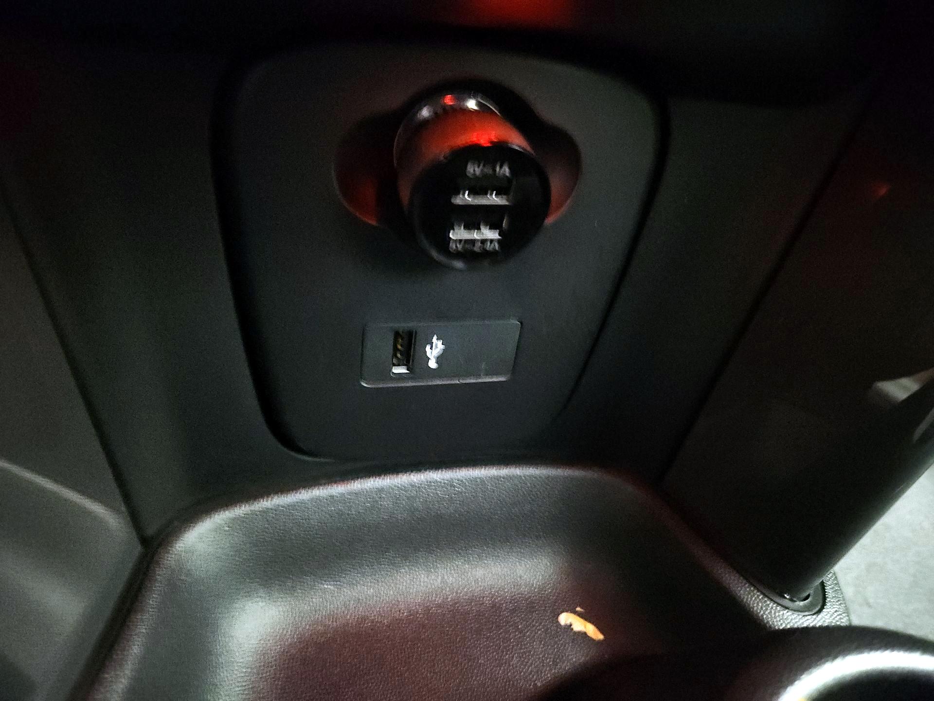 Thumbnail: 2021 MINI Cooper Hardtop - 18