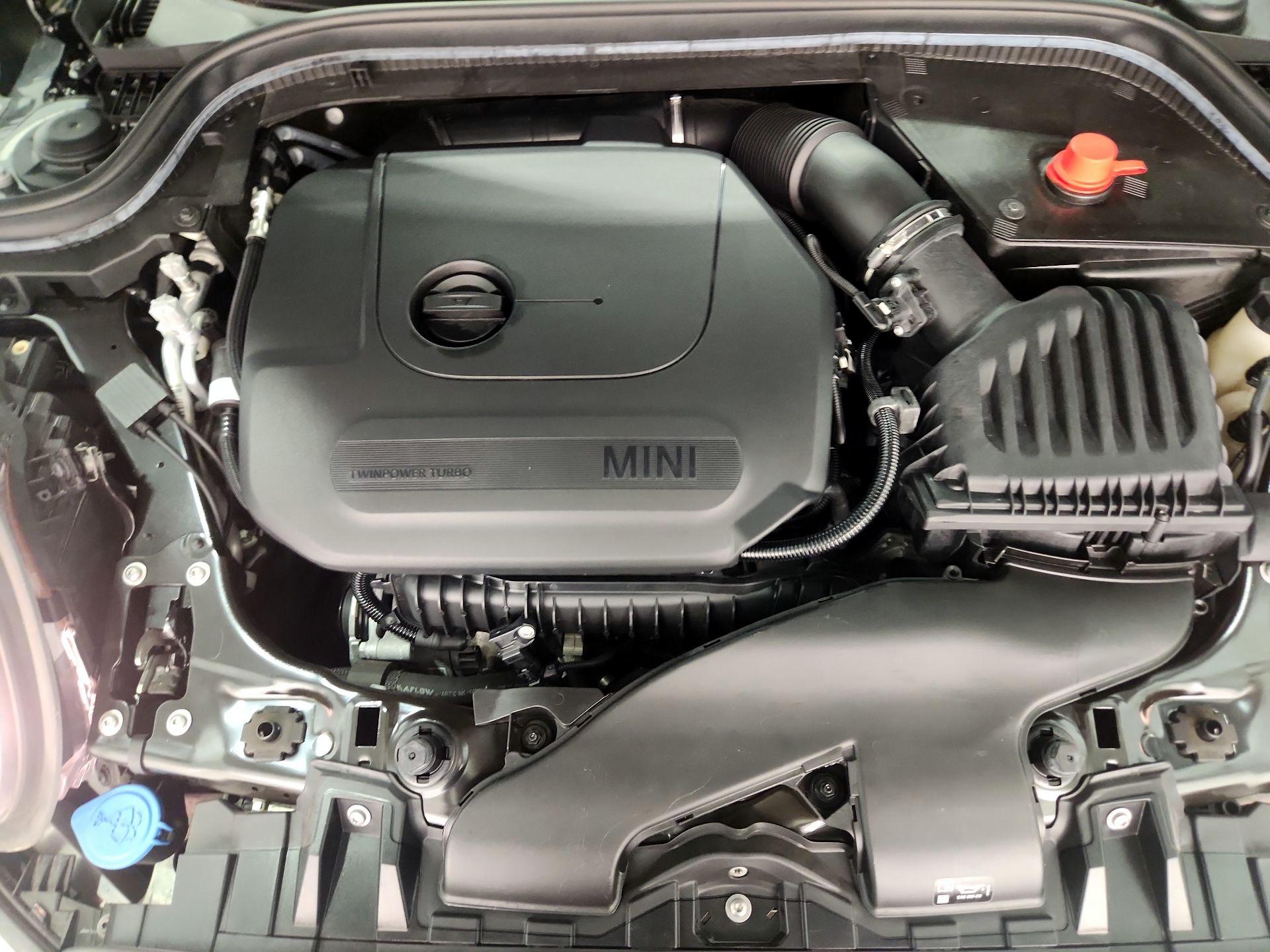 Thumbnail: 2021 MINI Cooper Hardtop - 20