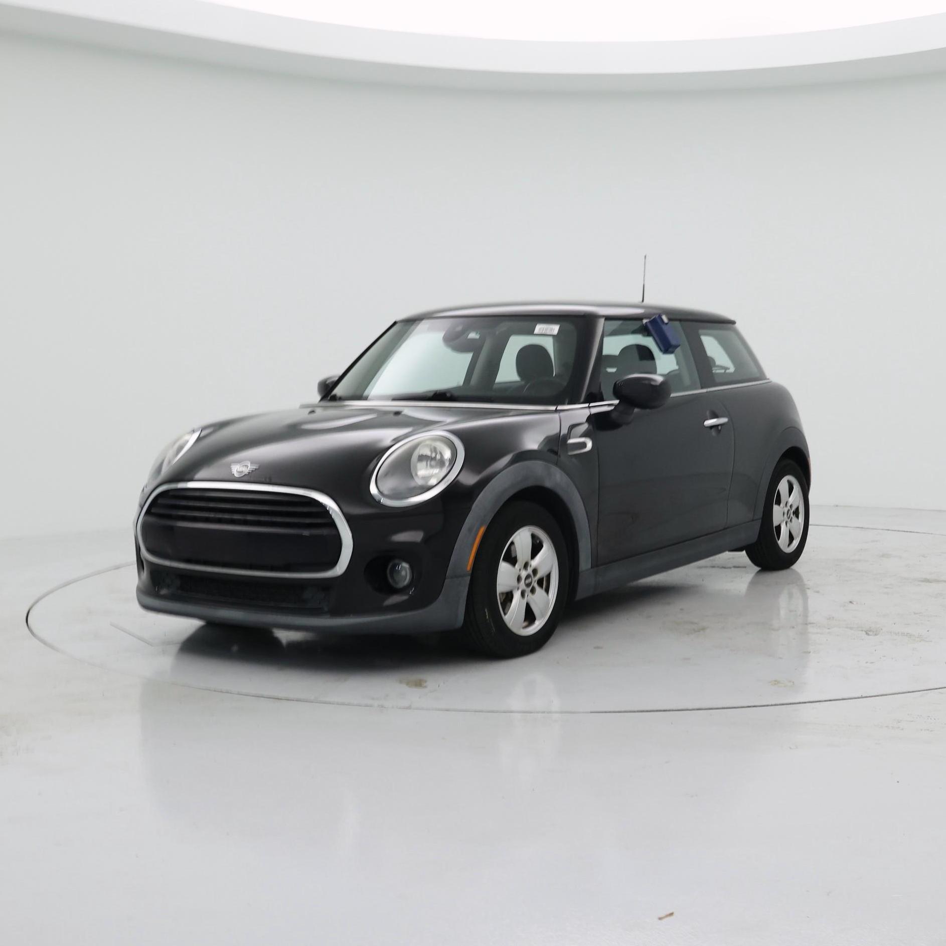 Thumbnail: 2021 MINI Cooper Hardtop - 4