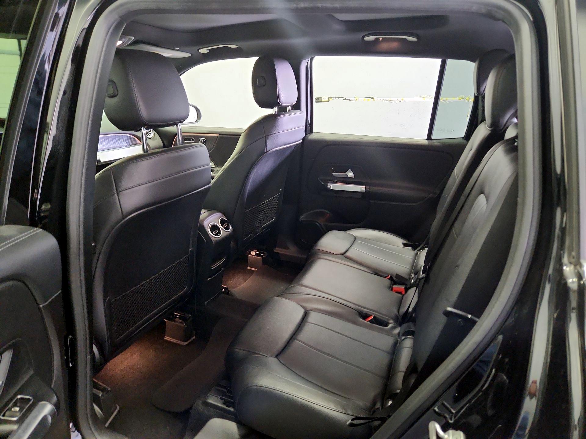Thumbnail: 2020 Mercedes-Benz GLB - 20