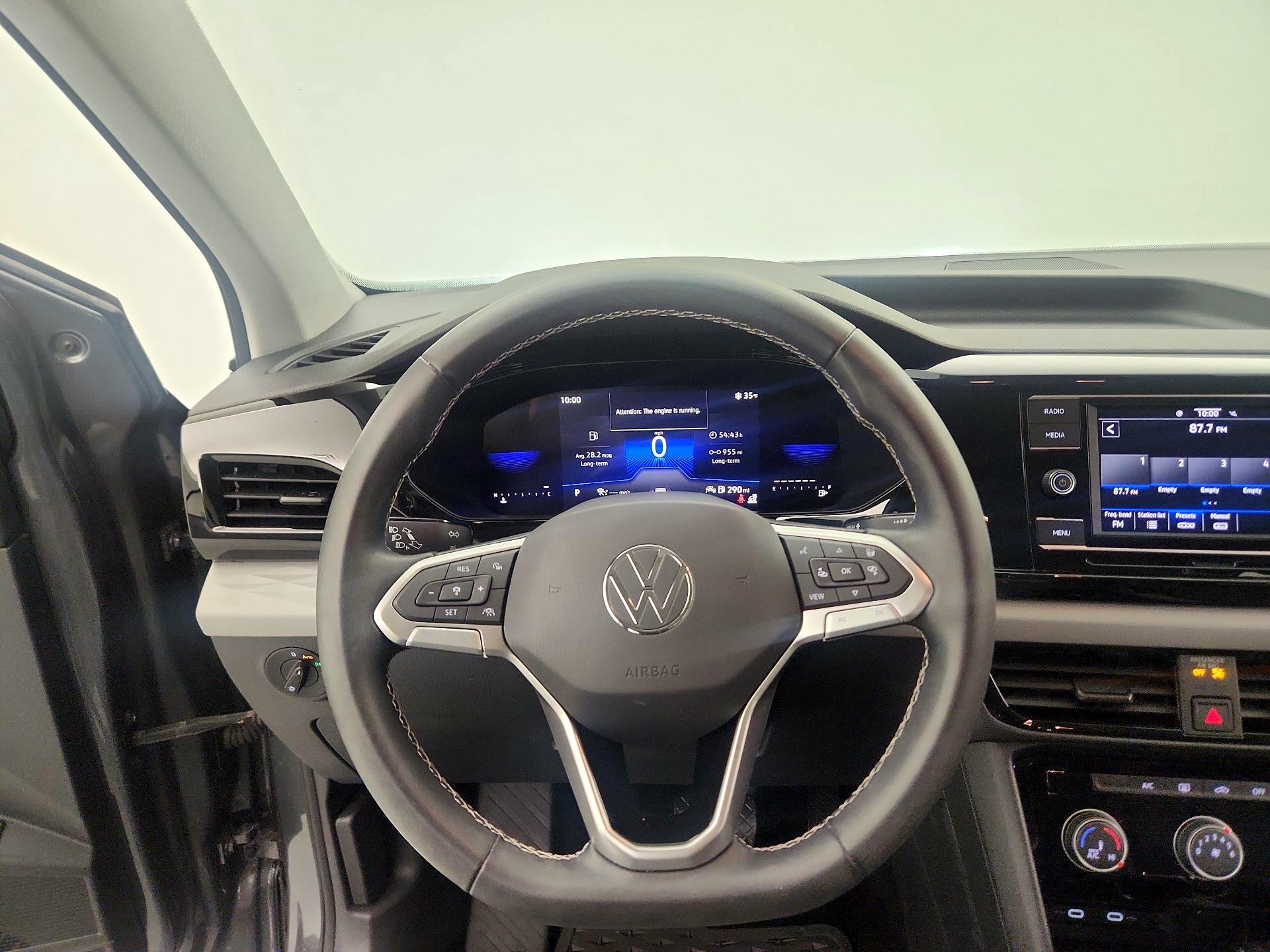 Thumbnail: 2023 Volkswagen Taos - 10