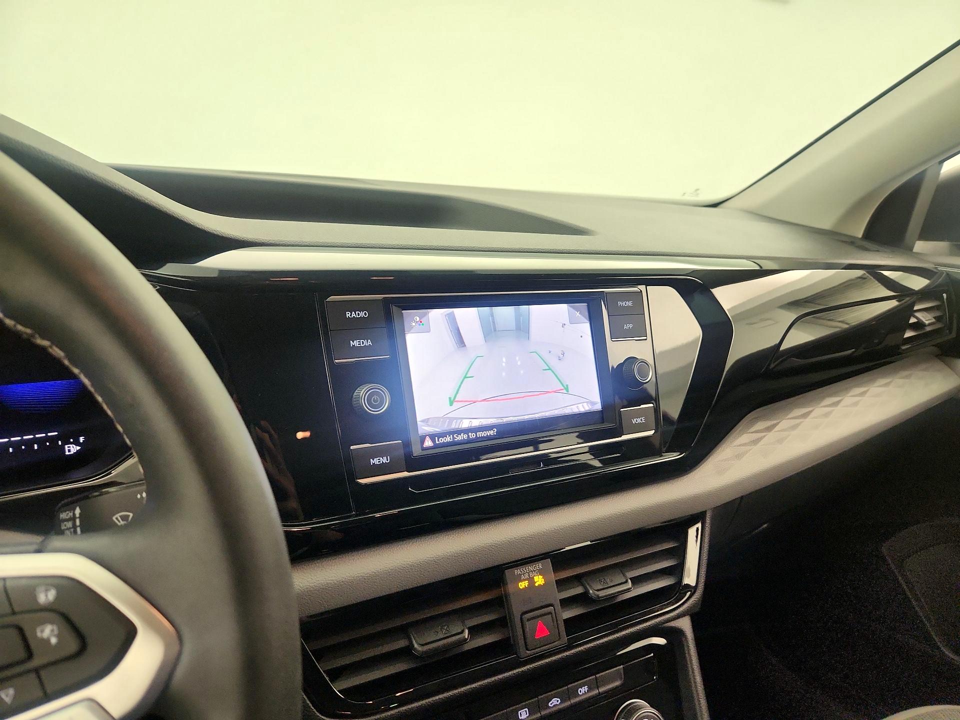 Thumbnail: 2023 Volkswagen Taos - 14