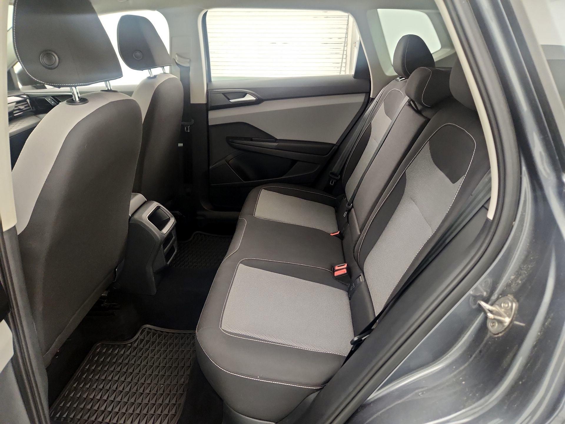 Thumbnail: 2023 Volkswagen Taos - 19