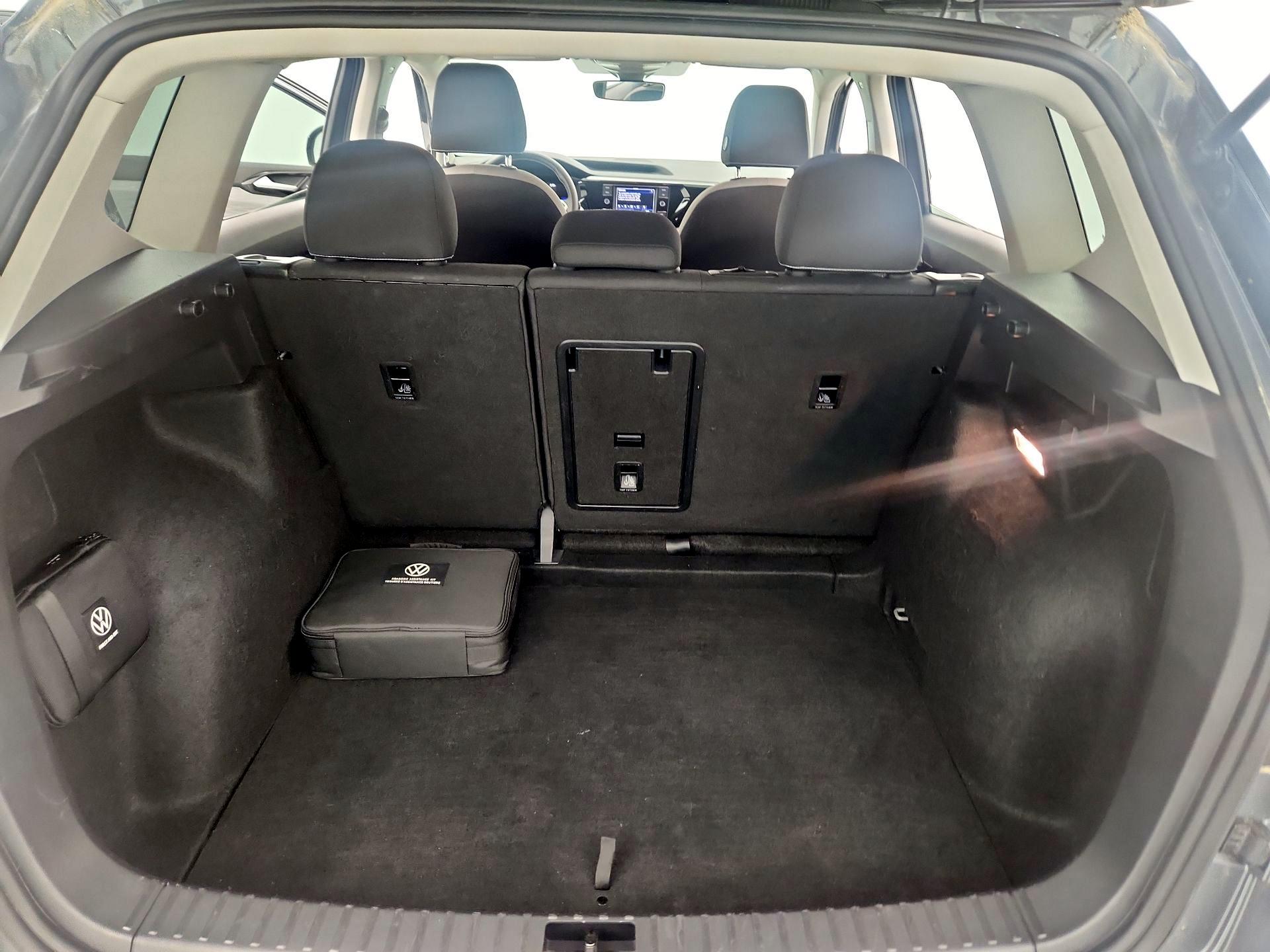 Thumbnail: 2023 Volkswagen Taos - 20