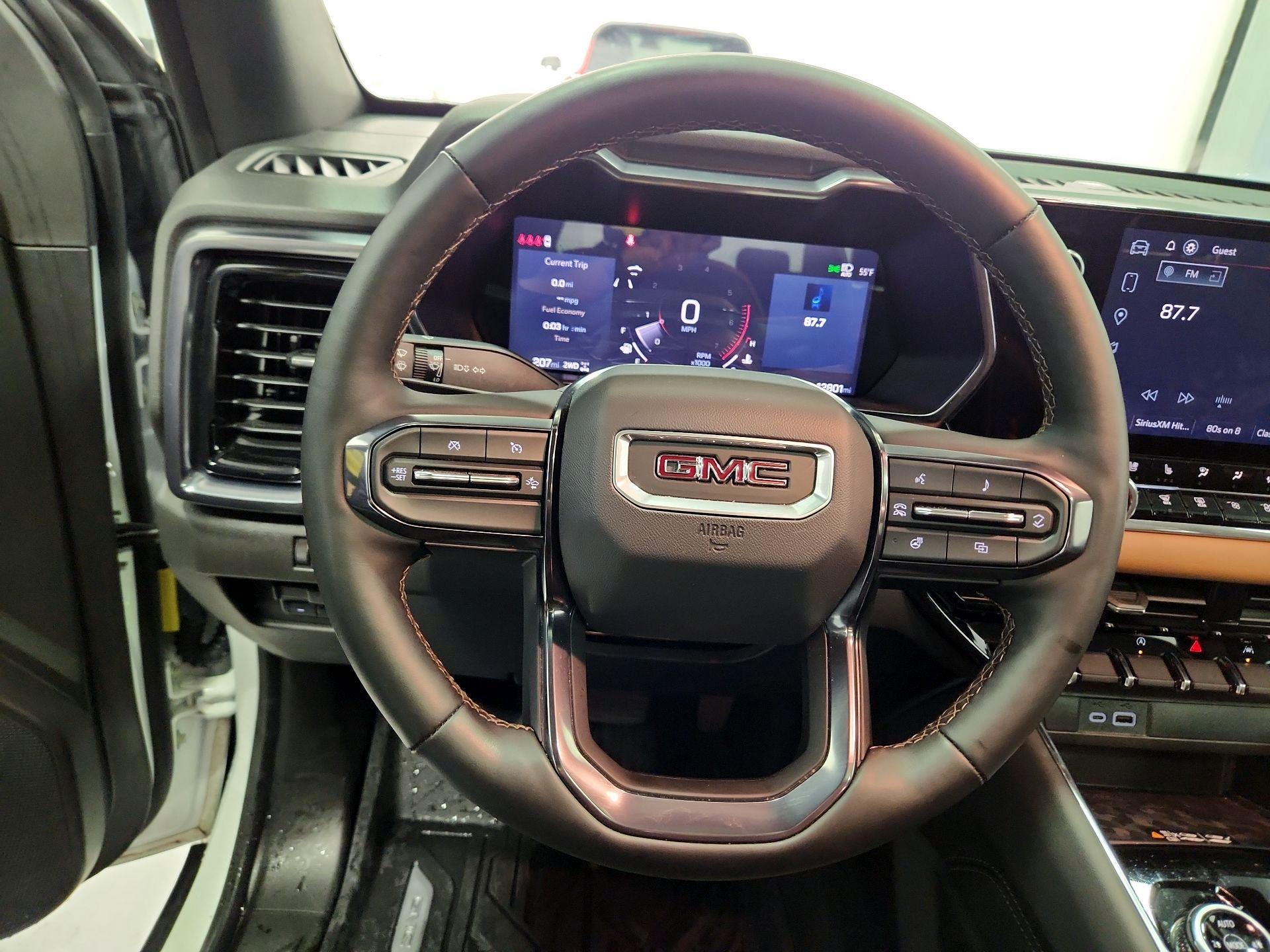 Thumbnail: 2024 GMC Canyon - 10