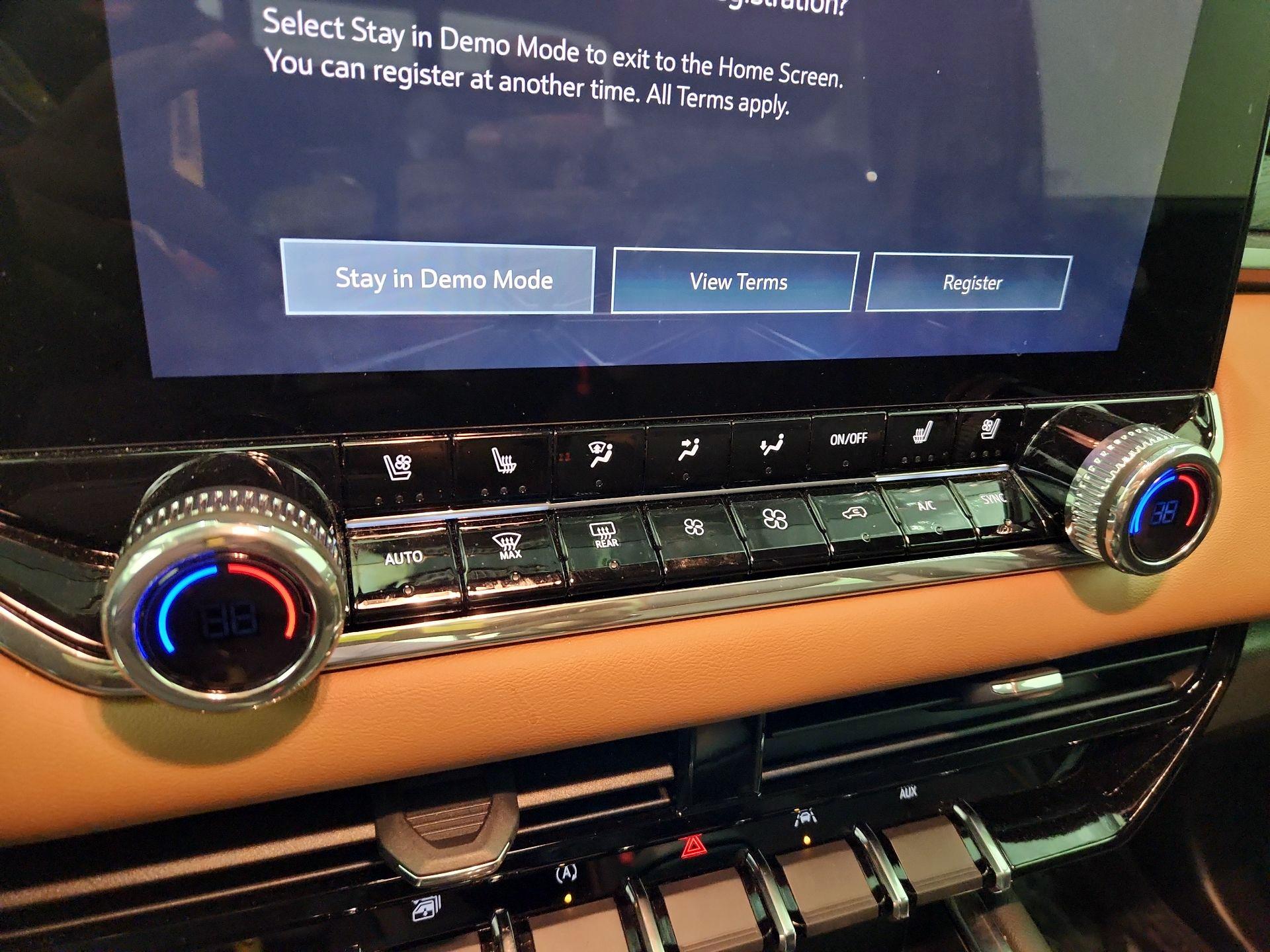 Thumbnail: 2024 GMC Canyon - 16