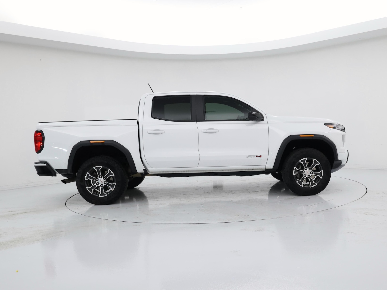 2024 GMC Canyon AT4 - Photo 8