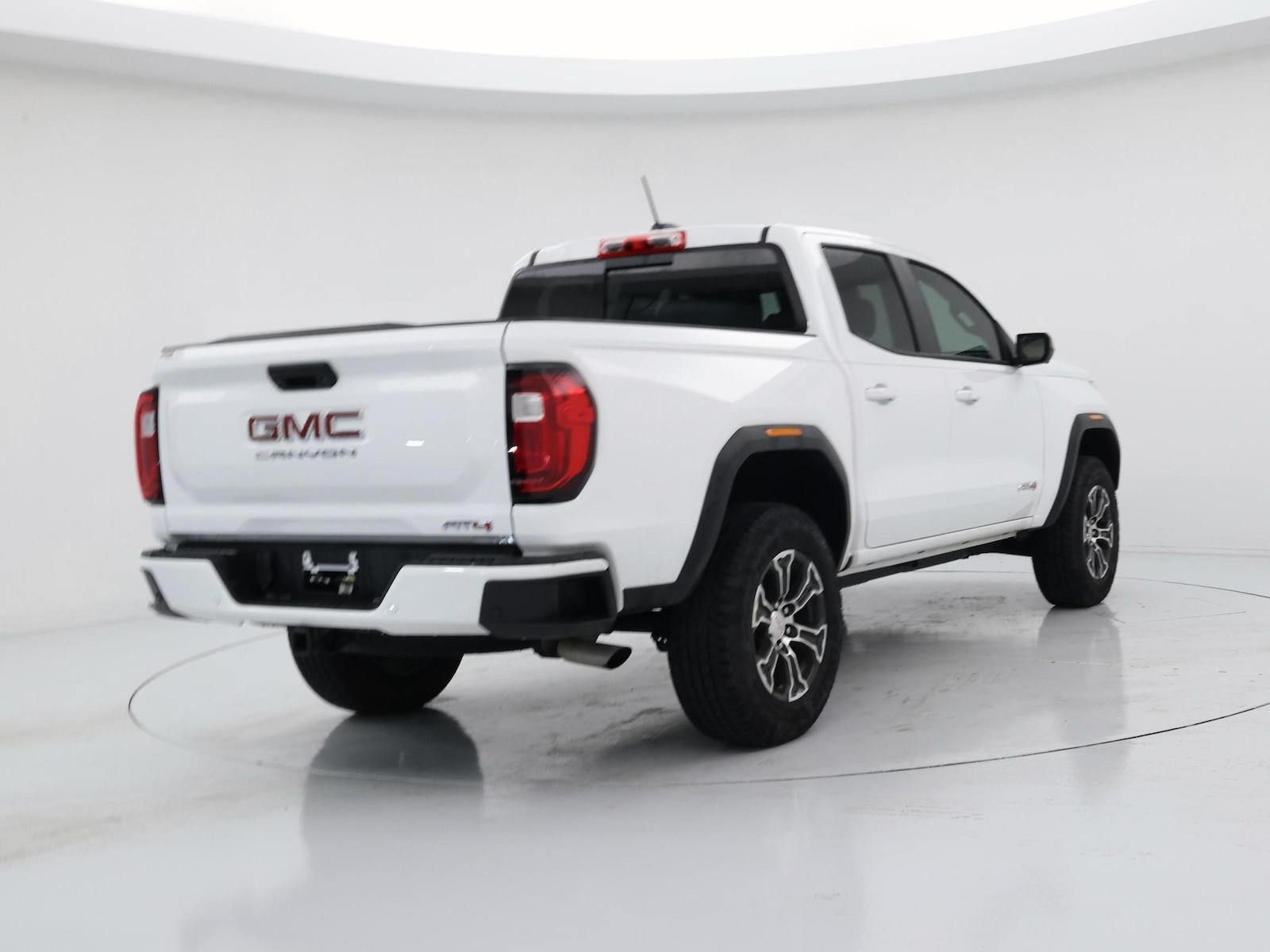2024 GMC Canyon AT4 - Photo 9
